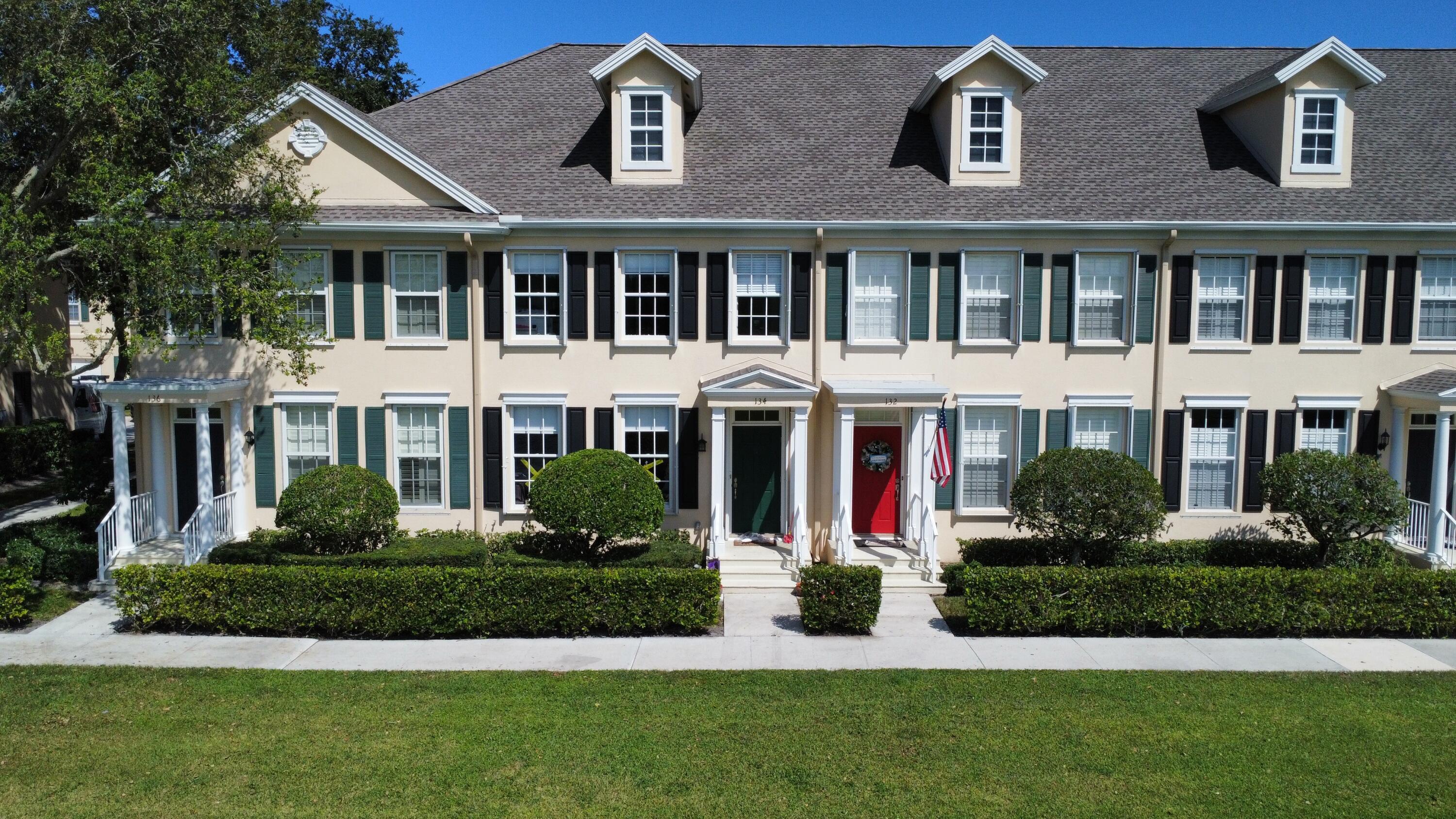 134 Wentworth Court, Jupiter, FL 33458, Jupiter - Photo 2