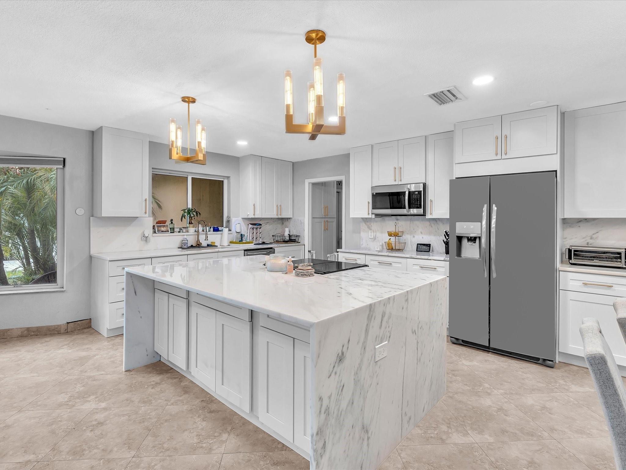 905 SE 13TH Court, Deerfield Beach, FL 33441, Deerfield Beach - Photo 4
