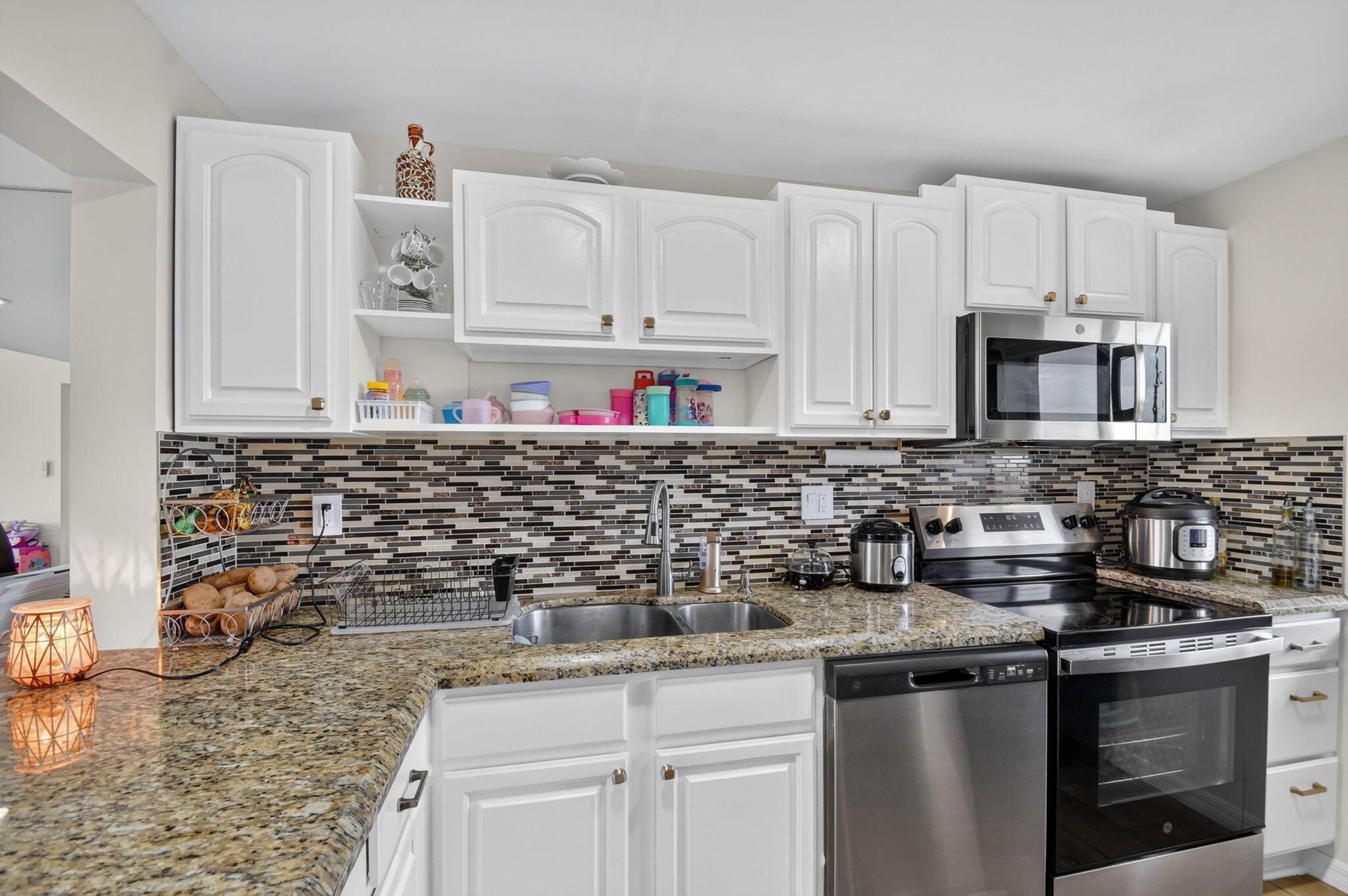 2786 TENNIS CLUB Drive 407, West Palm Beach, FL 33417, West Palm Beach - Photo 5