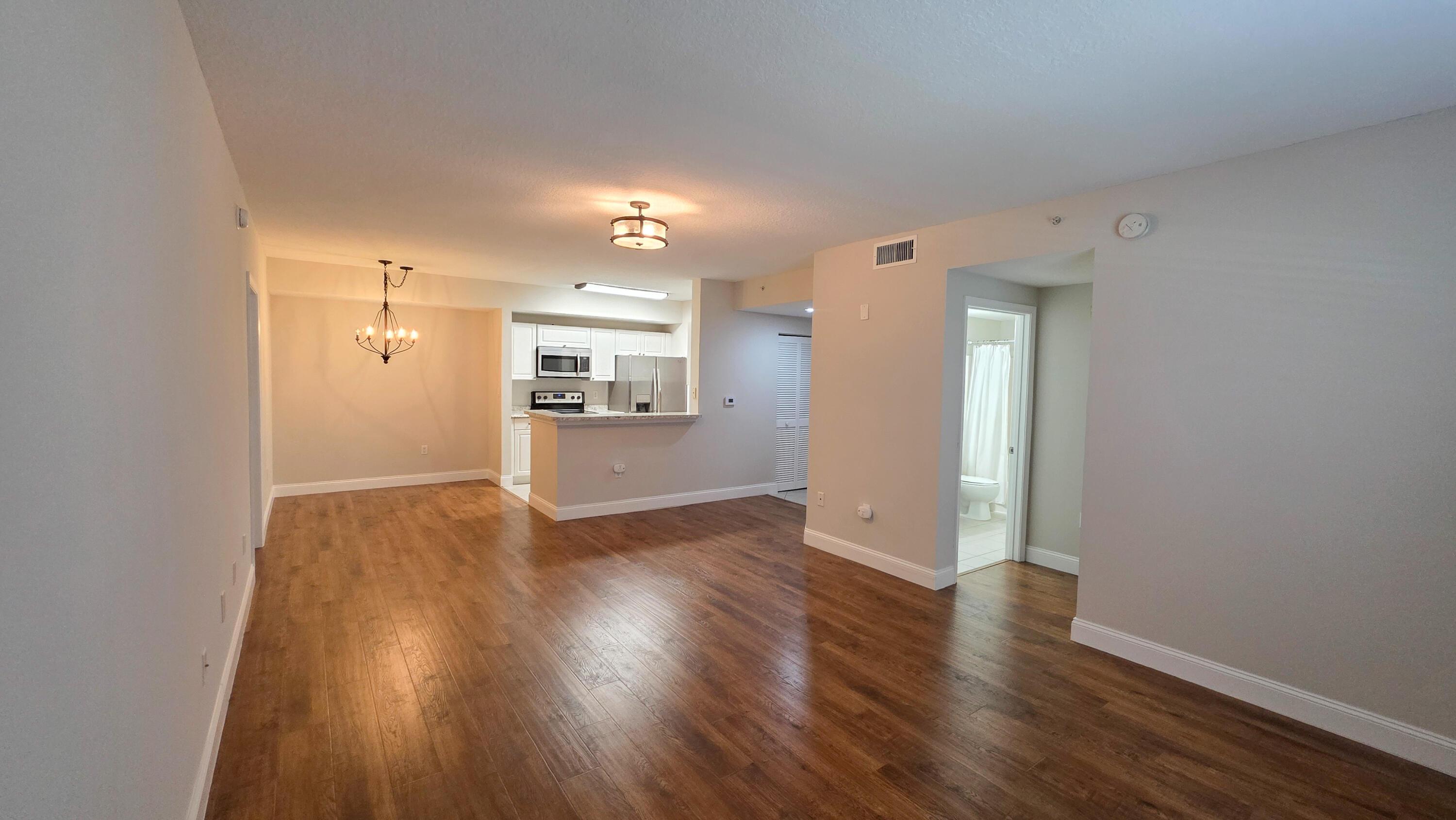 5090 FAIRWAYS Circle H105, Vero Beach, FL 32967, Vero Beach - Photo 5