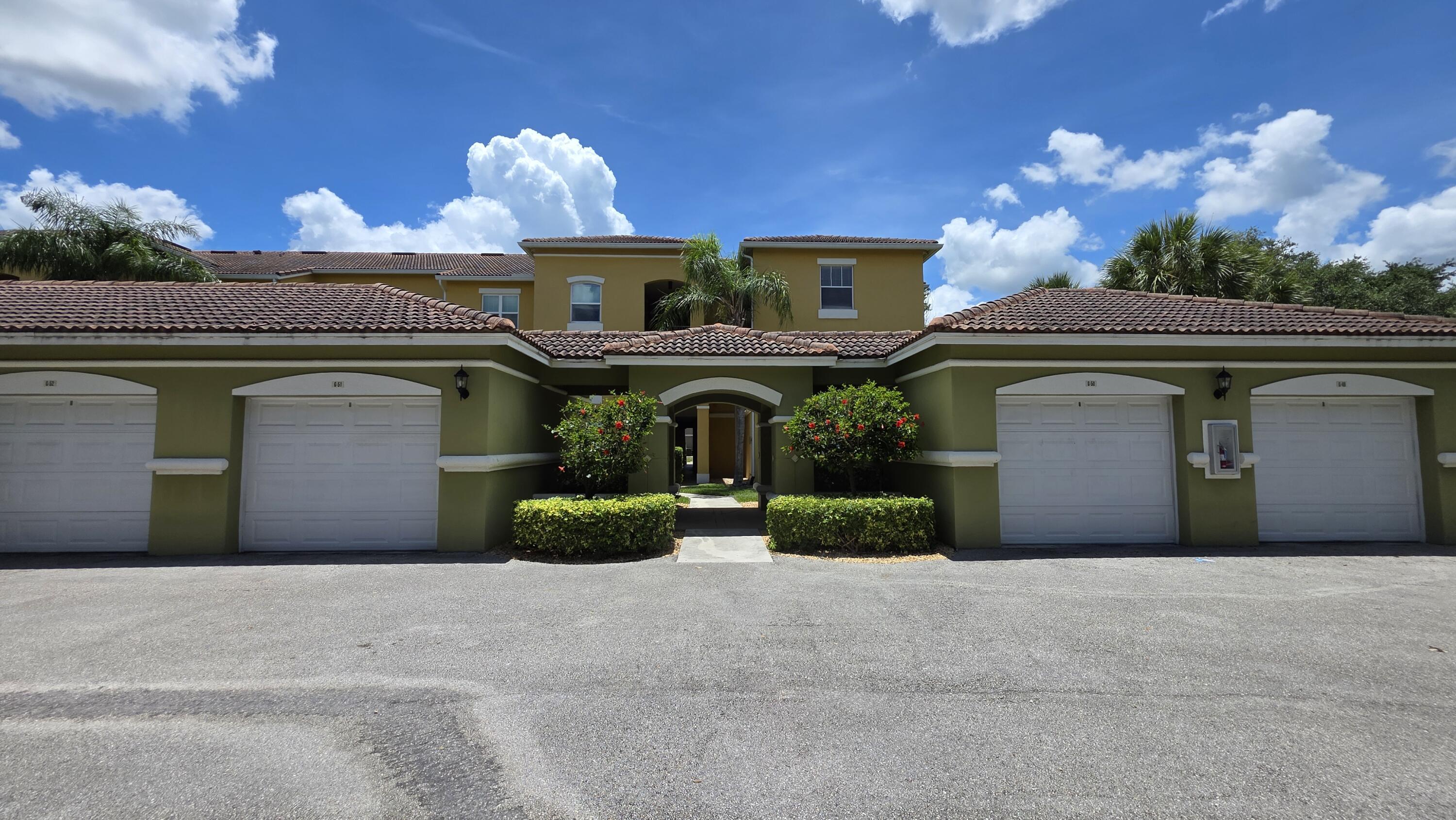5090 FAIRWAYS Circle H105, Vero Beach, FL 32967, Vero Beach