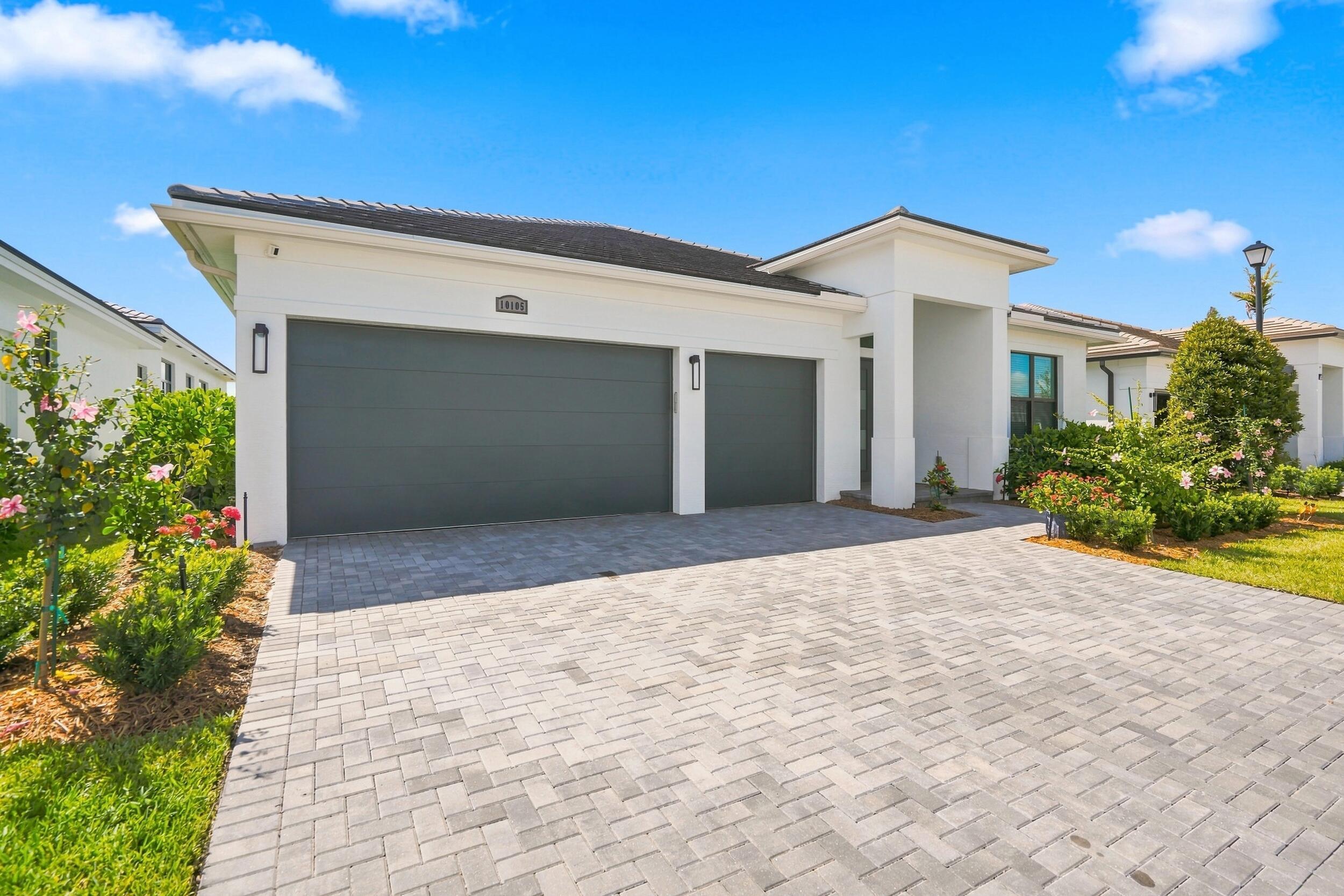 10105 SW Latium Way, Port St. Lucie, FL 34987, Port St. Lucie - Photo 2