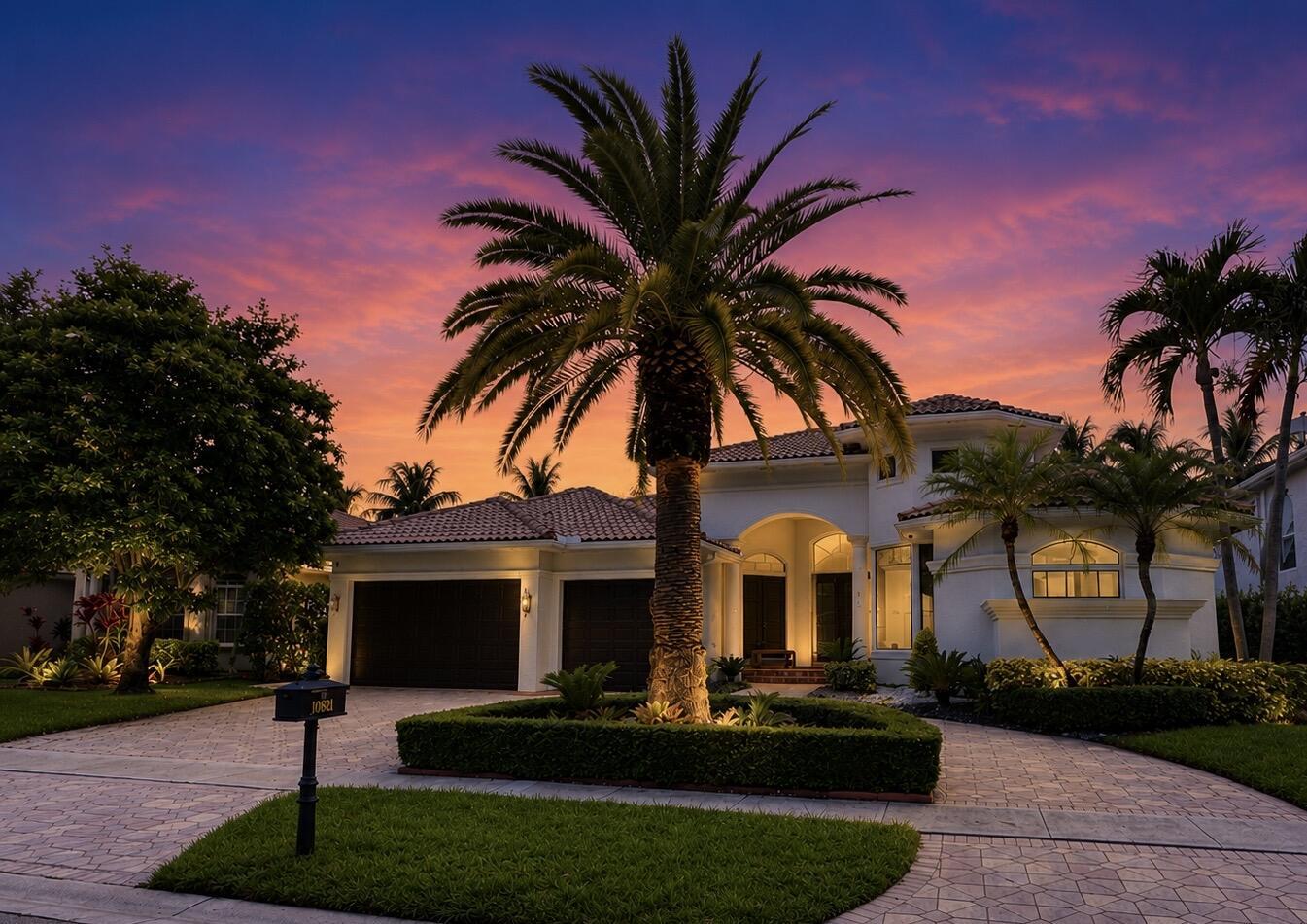 10821 Blue Palm Street, Plantation, FL 33324, Plantation