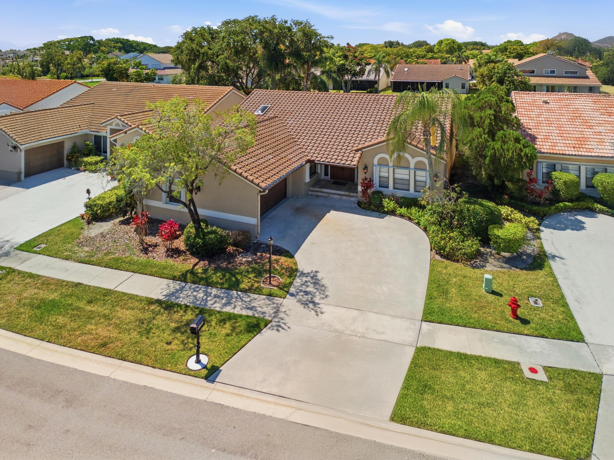 8555 Eagle Run Drive, Boca Raton, FL 33434, Boca Raton - Photo 2
