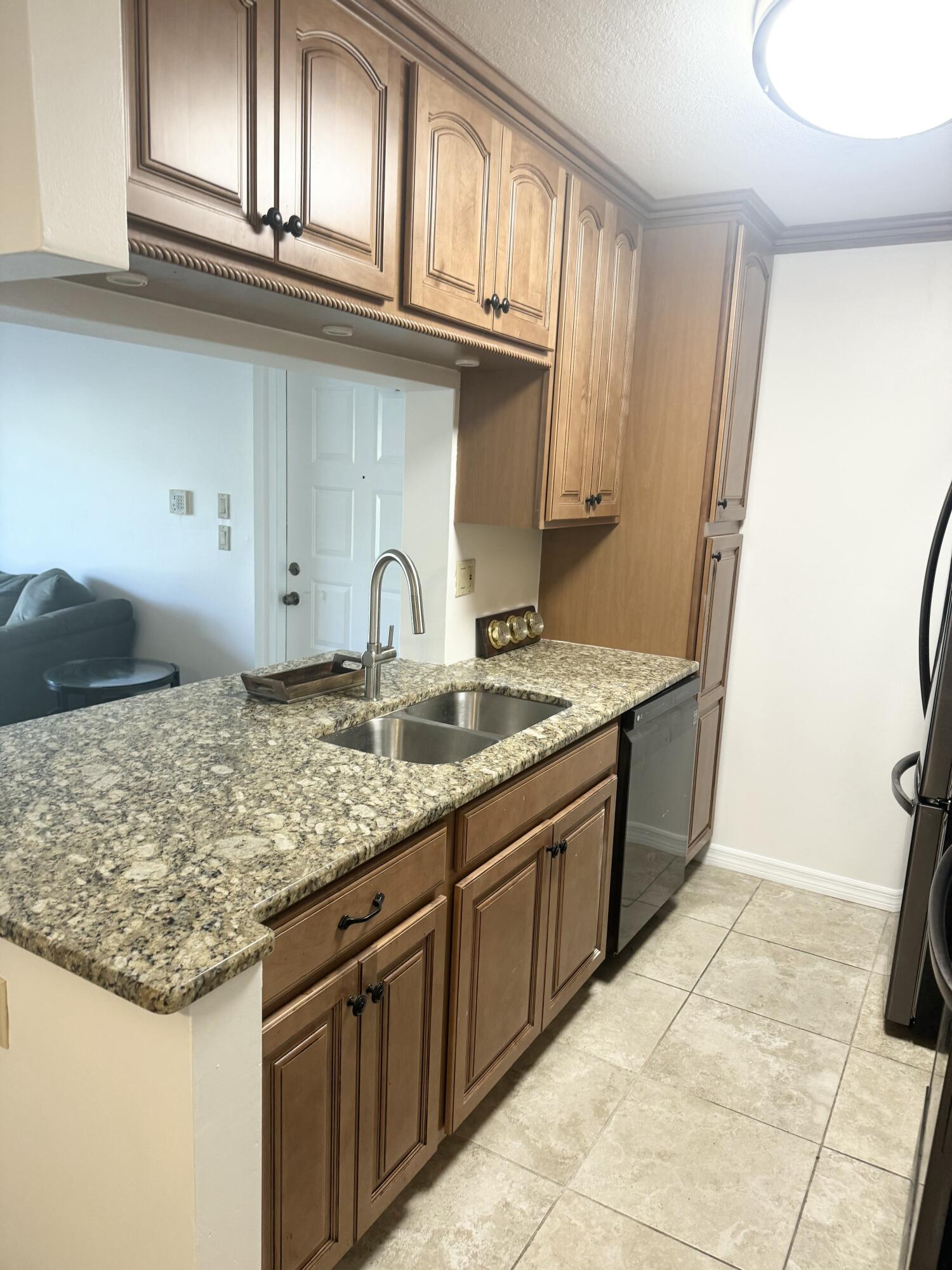 2508 SE Anchorage Cove D-2, Port St. Lucie, FL 34952, Port St. Lucie - Photo 3