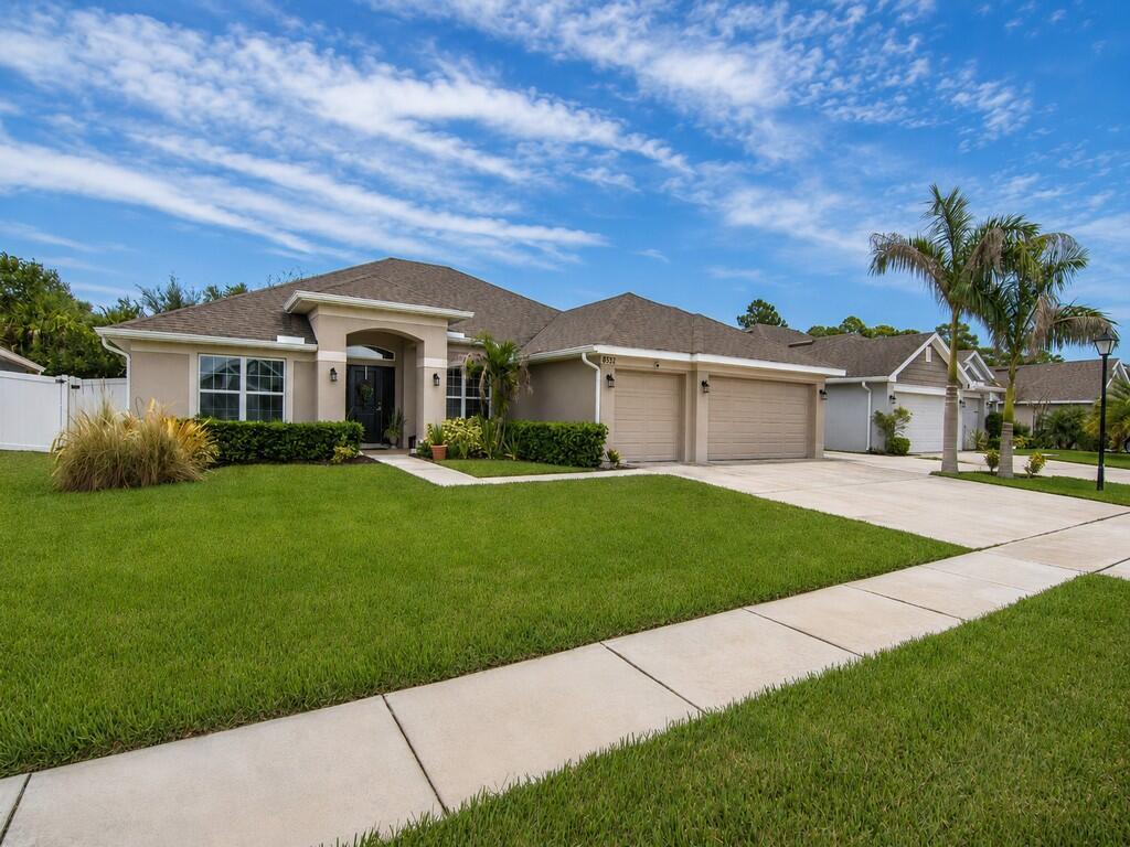 8332 Amalfi Circle, Fort Pierce, FL 34951, Fort Pierce - Photo 2