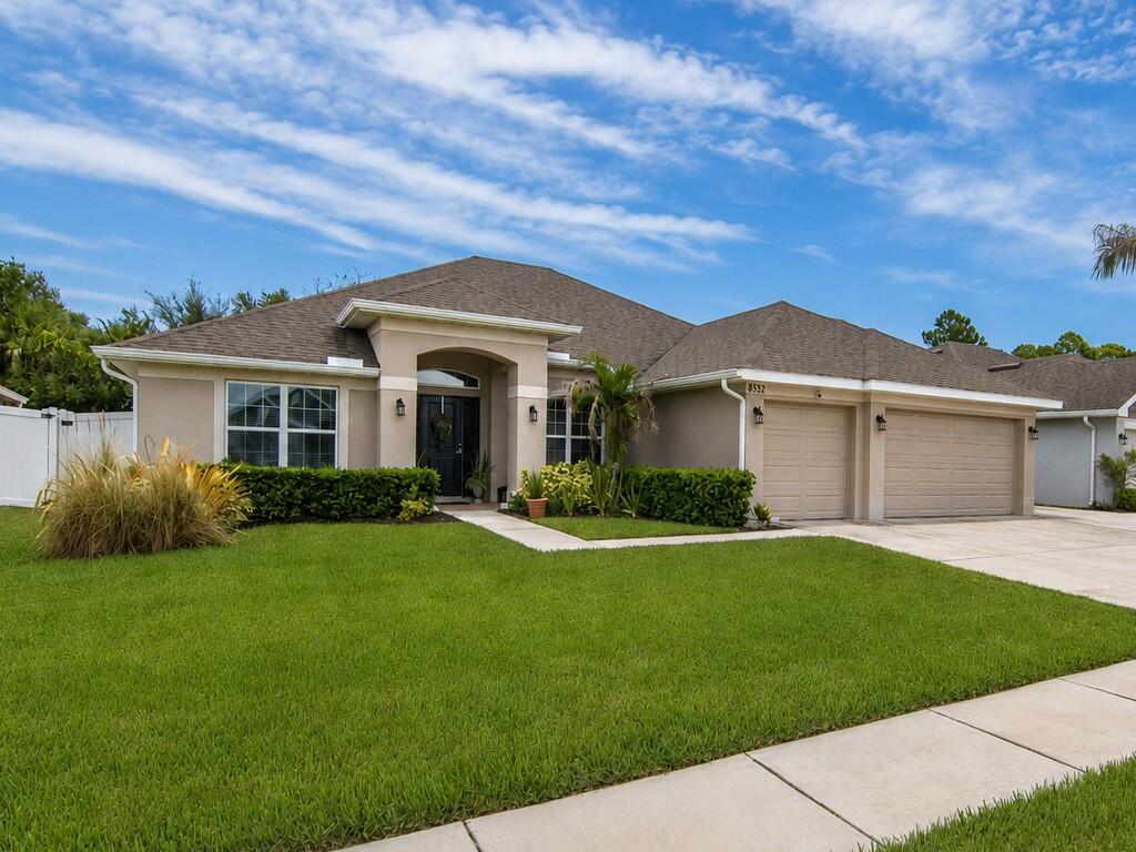 8332 Amalfi Circle, Fort Pierce, FL 34951, Fort Pierce - Photo 3