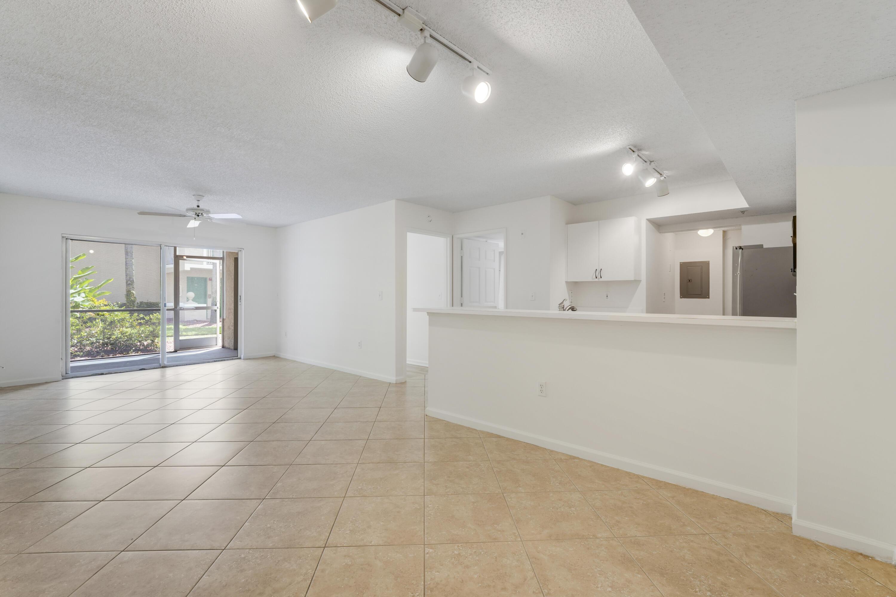 278 VILLAGE Boulevard 8106, Tequesta, FL 33469, Tequesta