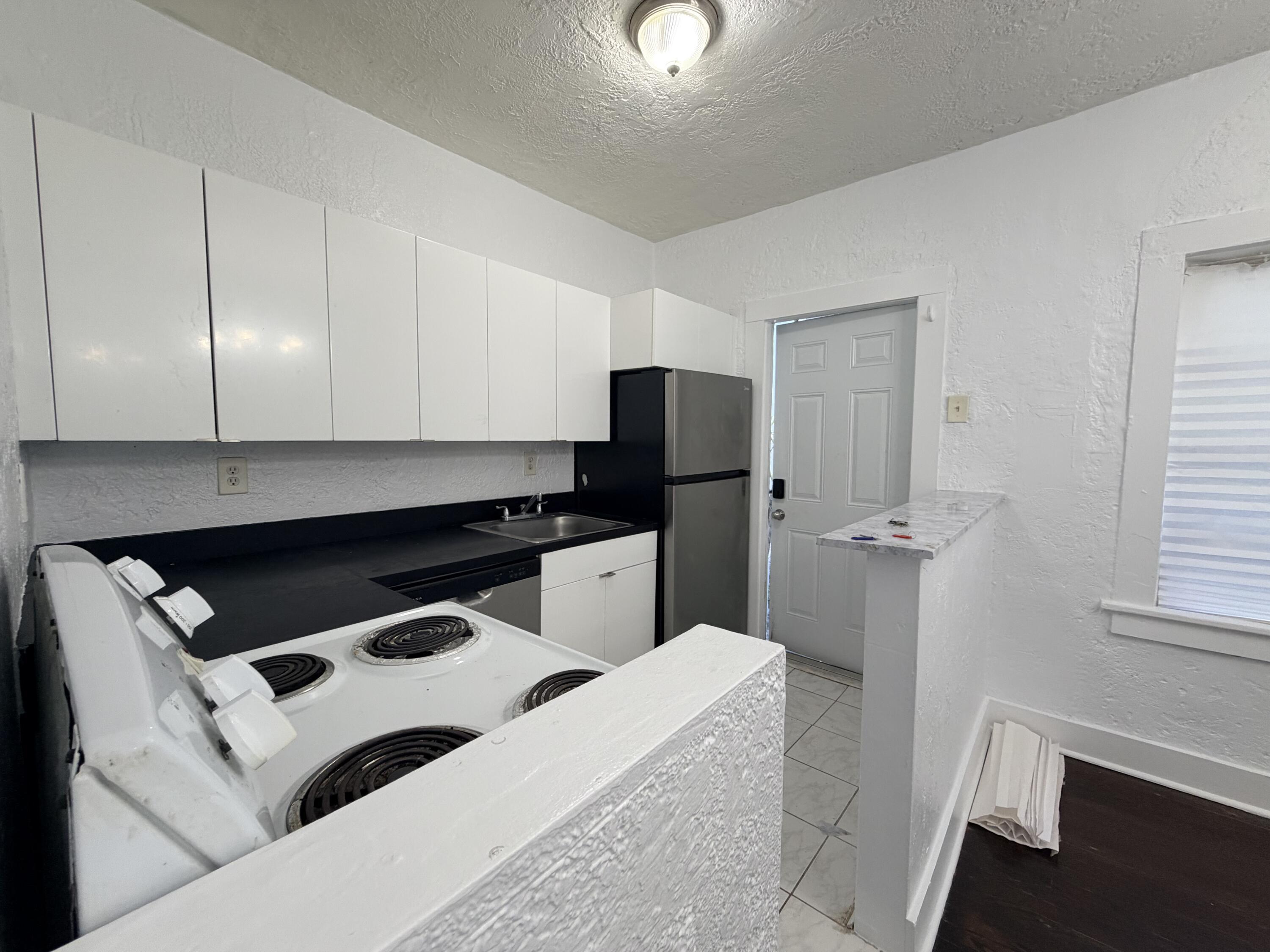 1849 Dewey Street, Hollywood, FL 33020, Hollywood - Photo 5