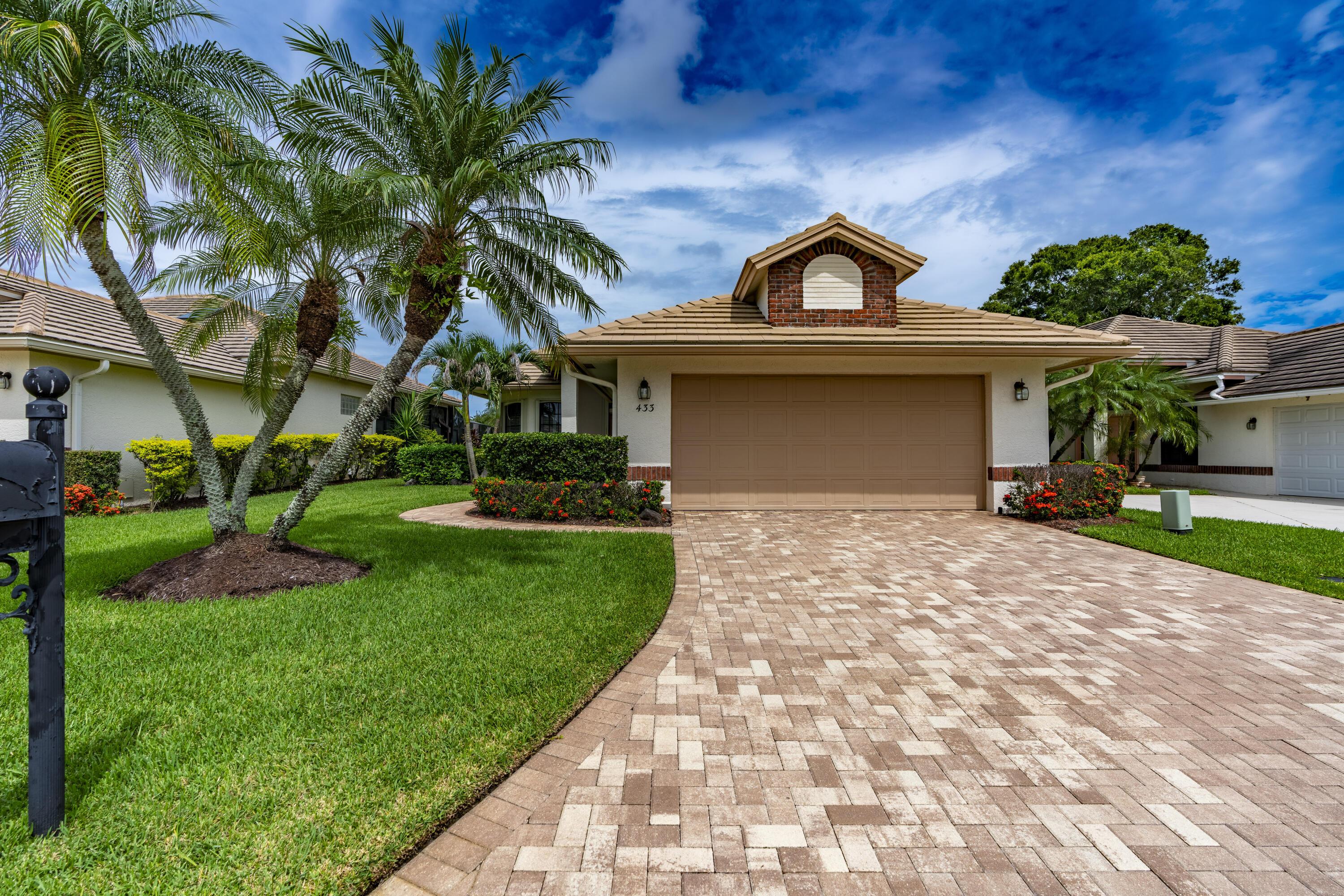 433 SW JEFFERSON Circle, Port St. Lucie, FL 34986, Port St. Lucie - Photo 3