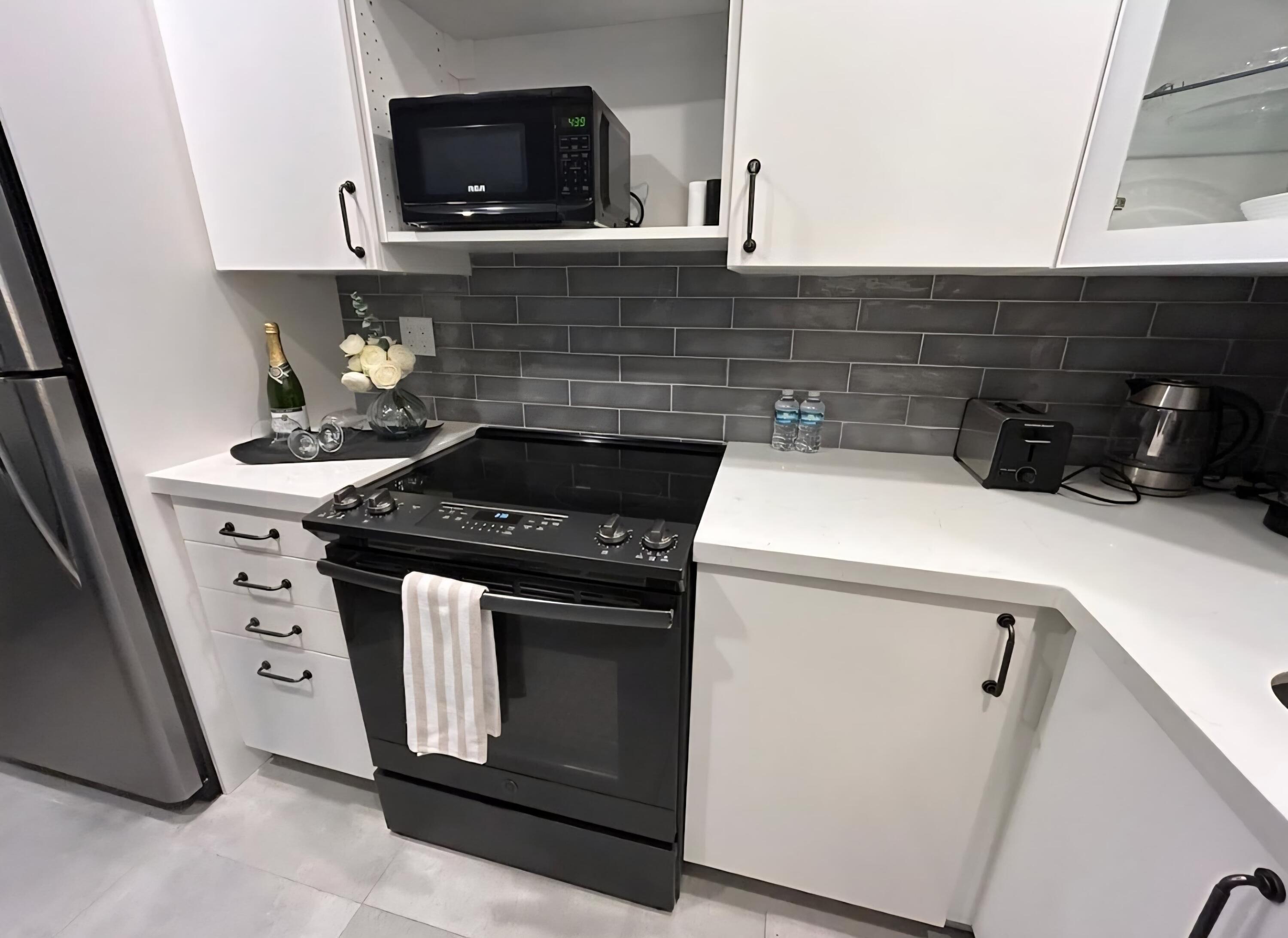 1211 NE 15TH Avenue 2, Fort Lauderdale, FL 33304, Fort Lauderdale - Photo 5