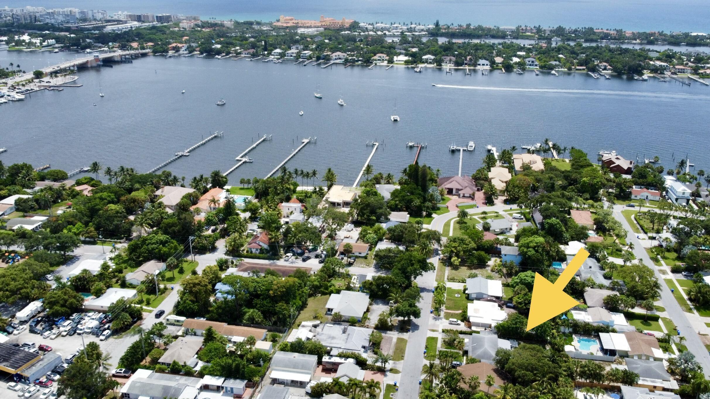 124 MAYFIELD Road W, Lantana, FL 33462, Lantana - Photo 2