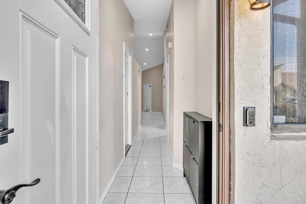 11137 NW 38TH Place, Sunrise, FL 33351, Sunrise - Photo 3