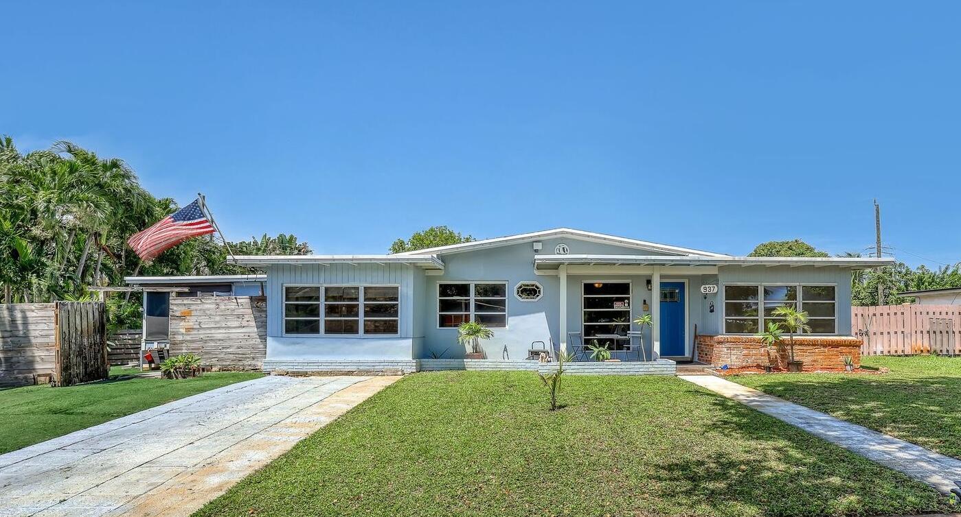 937 W DUVAL Street, Lantana, FL 33462, Lantana