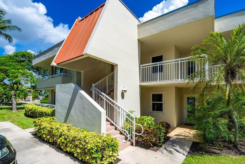 3175 NE 48TH Court 105, Lighthouse Point, FL 33064, Lighthouse Point