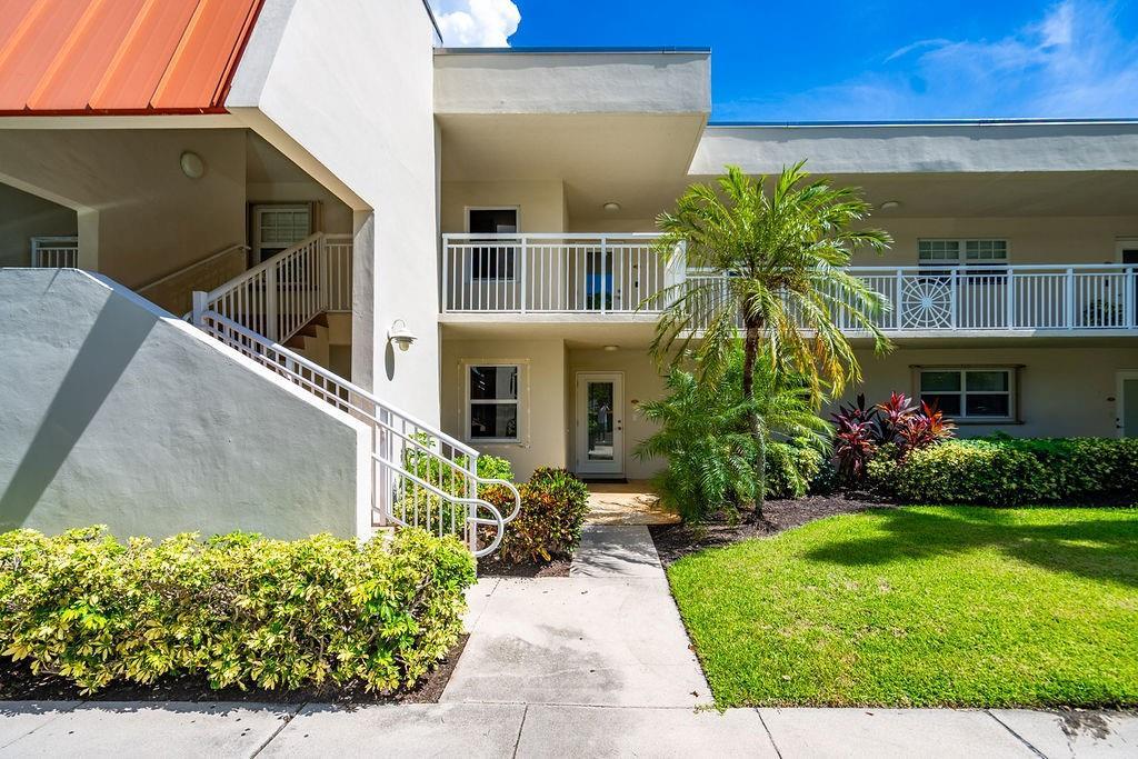 3175 NE 48TH Court 105, Lighthouse Point, FL 33064, Lighthouse Point - Photo 2
