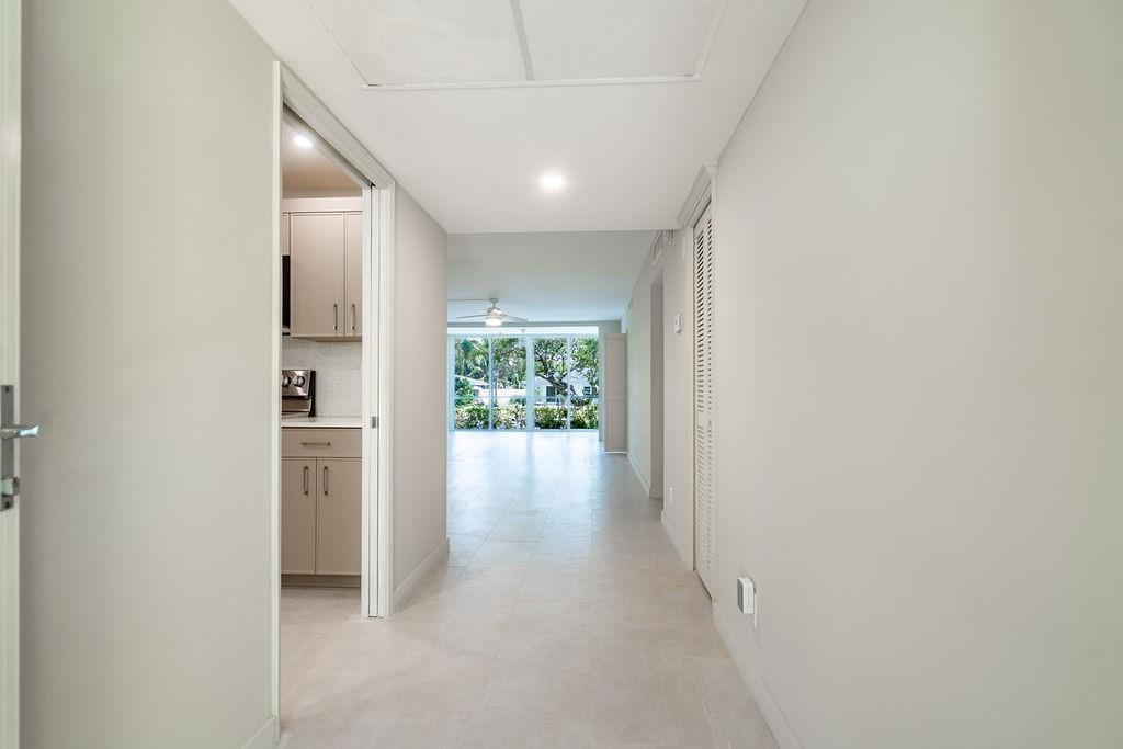 3175 NE 48TH Court 105, Lighthouse Point, FL 33064, Lighthouse Point - Photo 3