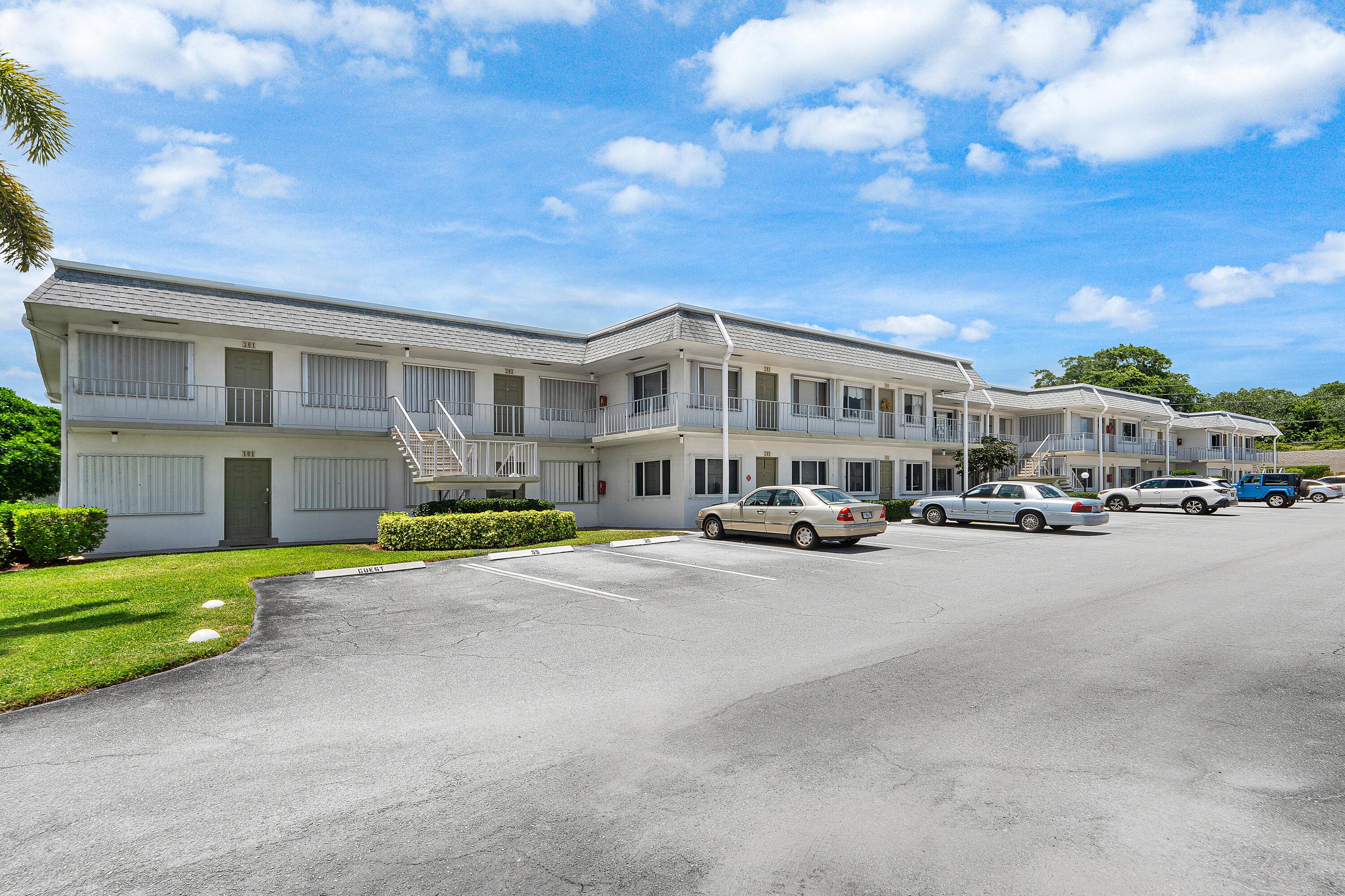 3160 Lake Osborne Drive Bldg 6 unit 206, Lake Worth Beach, FL 33461, Lake Worth Beach