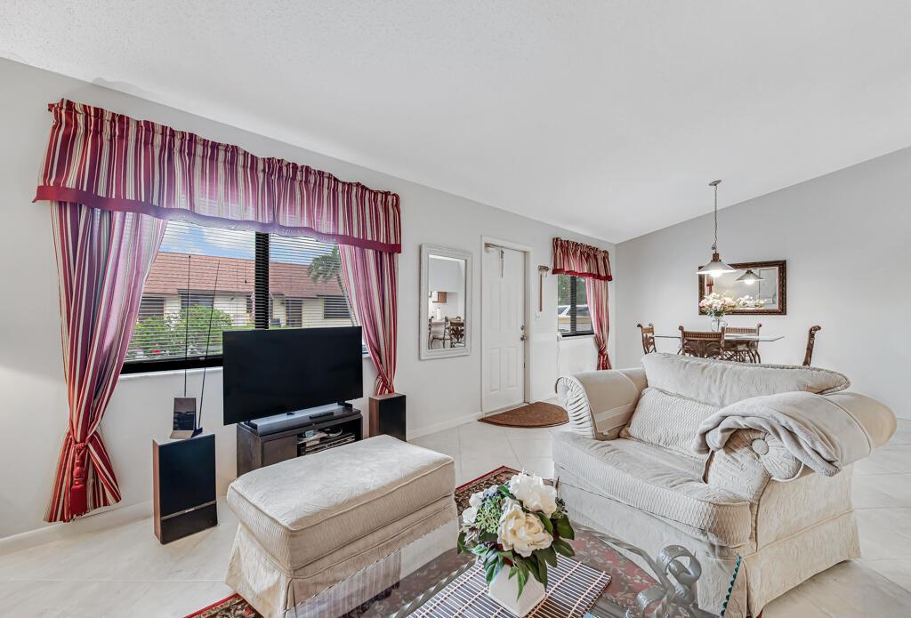 815 Andrew Redding Road 202, Lantana, FL 33462, Lantana