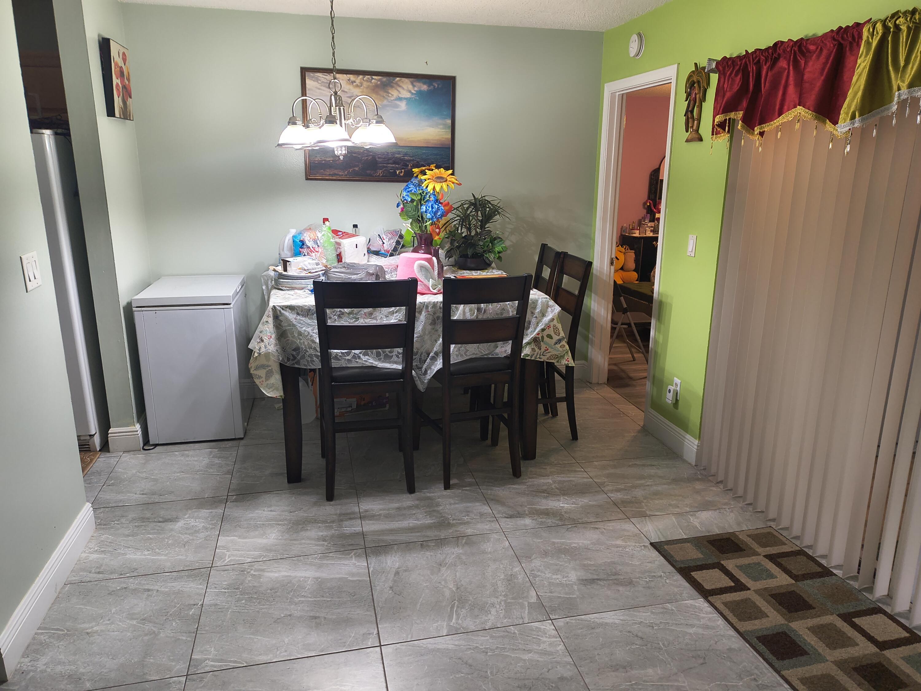 5376 GENE Circle, West Palm Beach, FL 33415, West Palm Beach - Photo 5