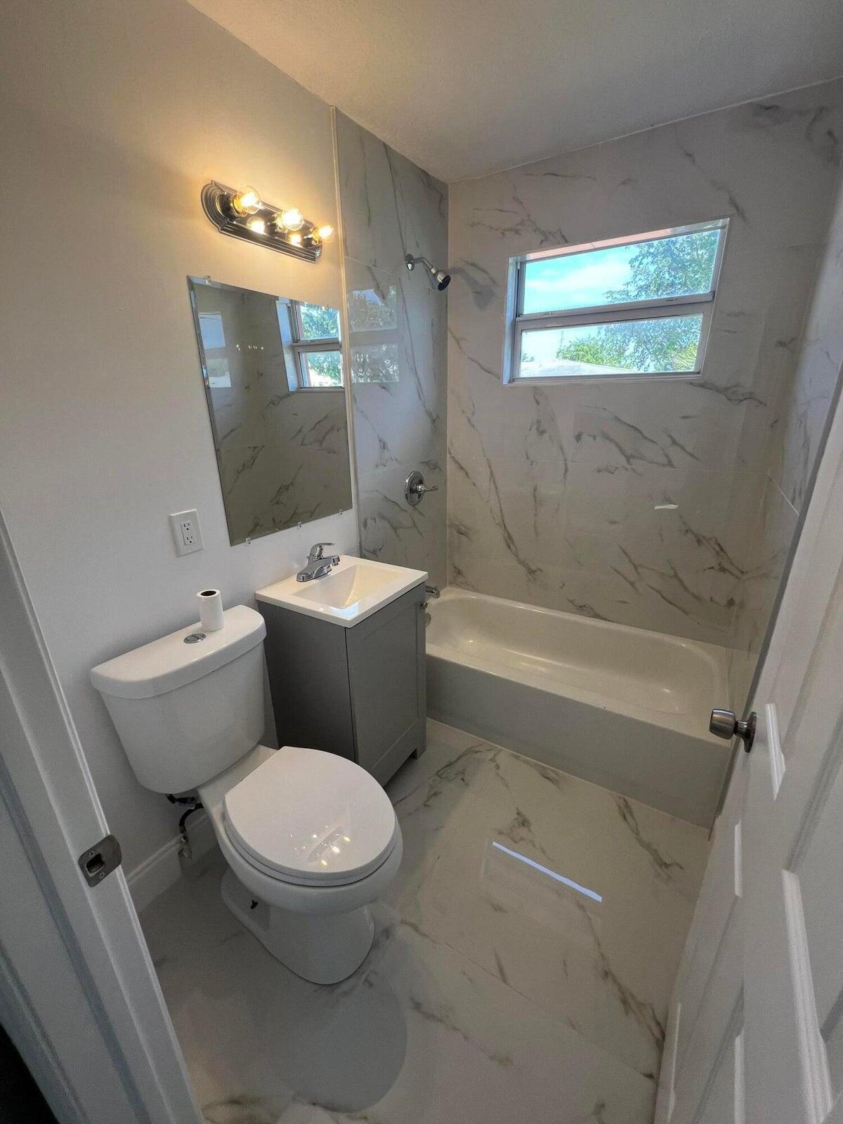 1010 Adams Street 1, West Palm Beach, FL 33407, West Palm Beach - Photo 5