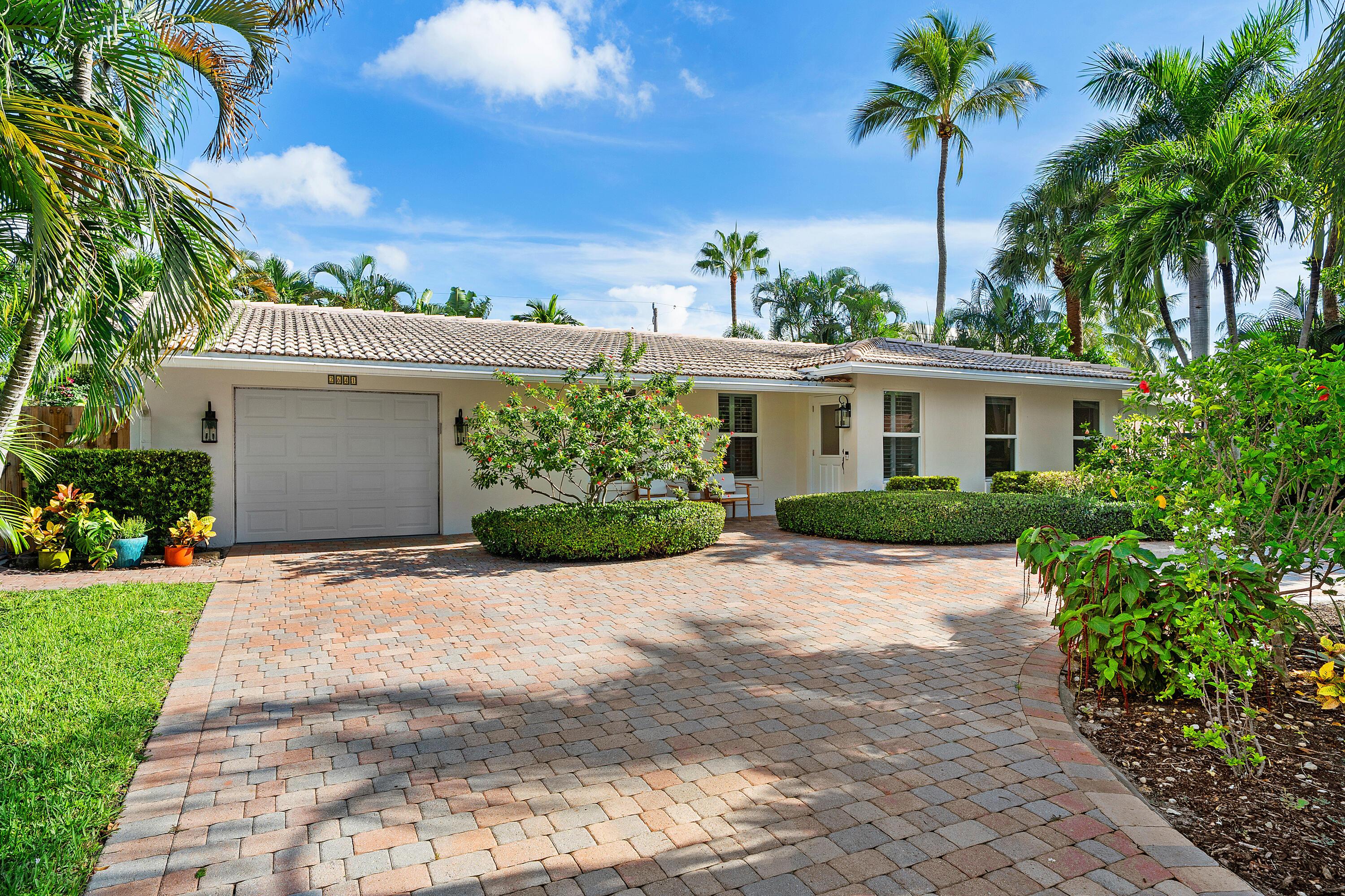 2641 NE 52nd Street, Lighthouse Point, FL 33064, Lighthouse Point