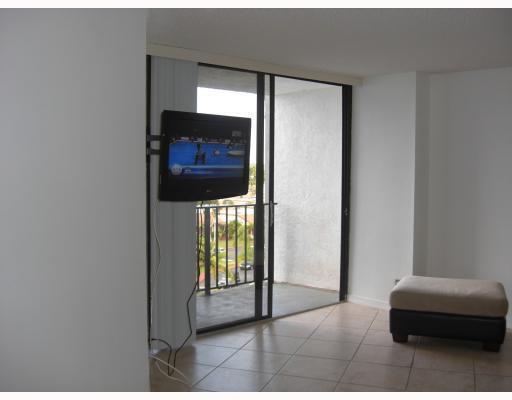 200 Leslie Drive, Hallandale Beach, FL 33009, Hallandale Beach - Photo 3