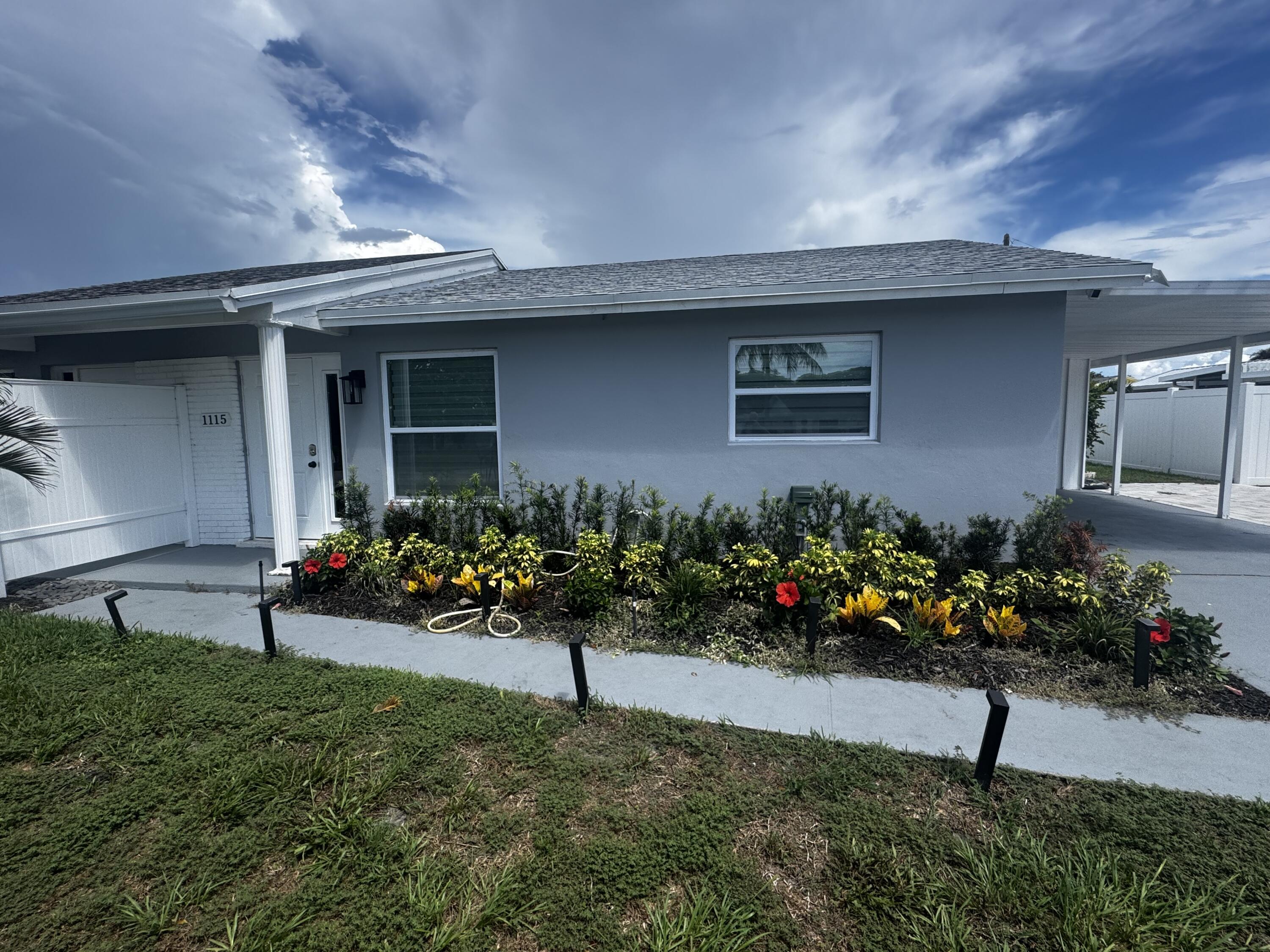 1115 Stillwater Drive, Jupiter, FL 33458, Jupiter - Photo 2