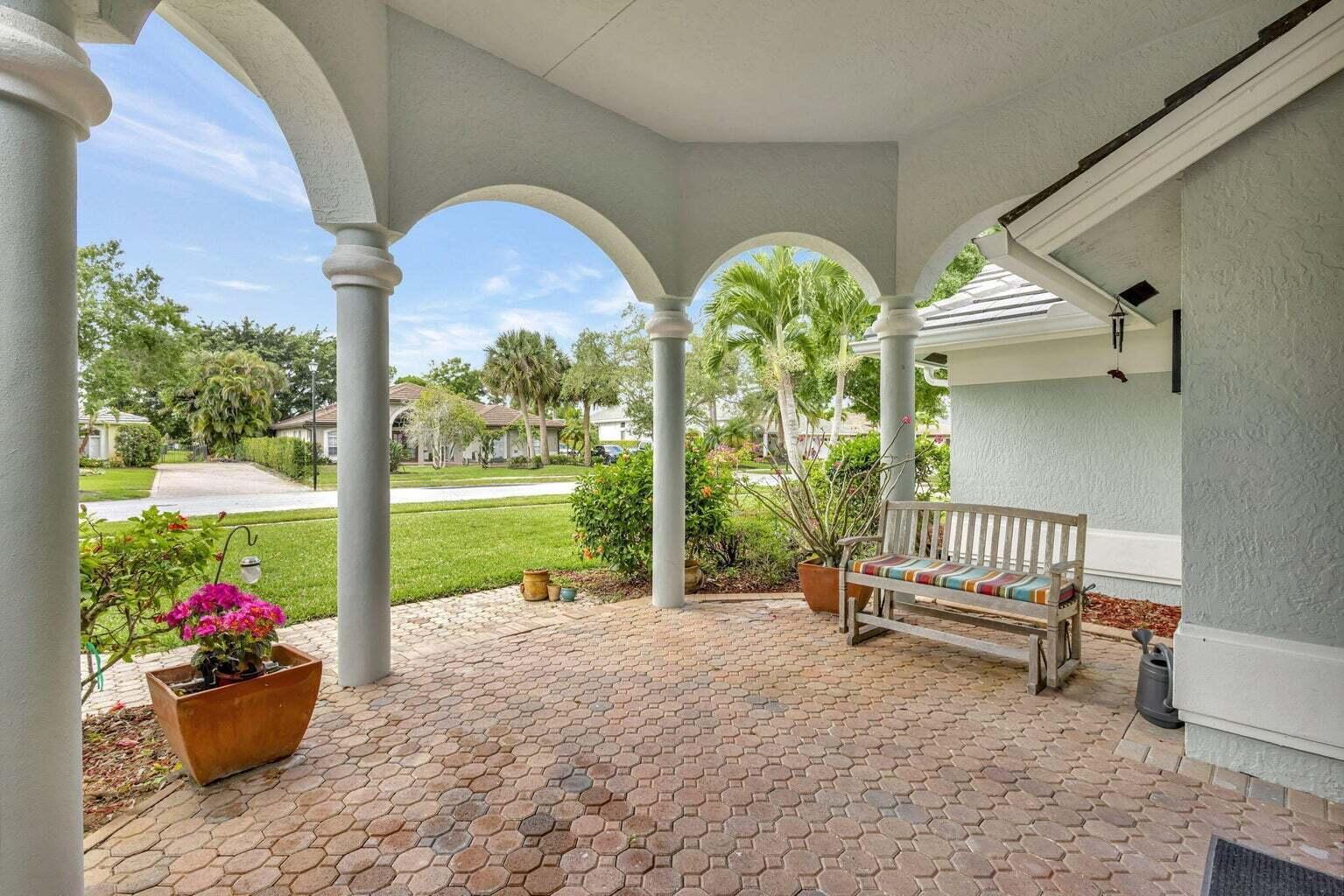 2703 SW GLENMOOR Way, Palm City, FL 34990, Palm City - Photo 4