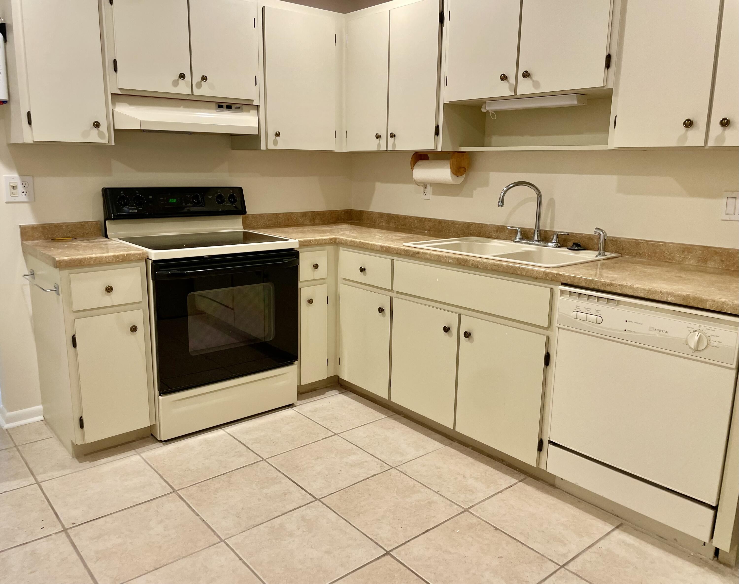 8094 SE Villa Circle, Hobe Sound, FL 33455, Hobe Sound - Photo 4