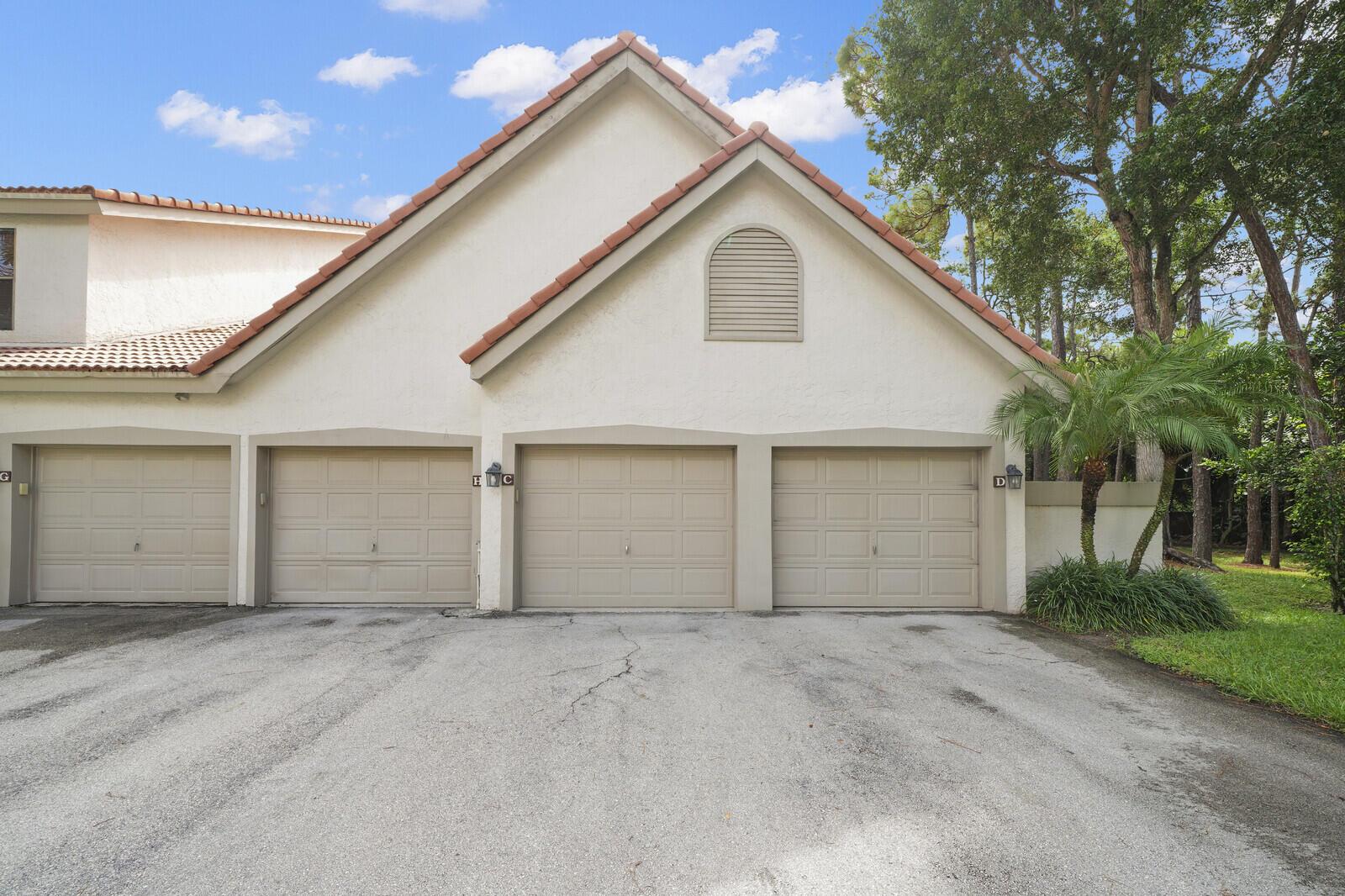 5780 Coach House Circle C, Boca Raton, FL 33486, Boca Raton - Photo 2