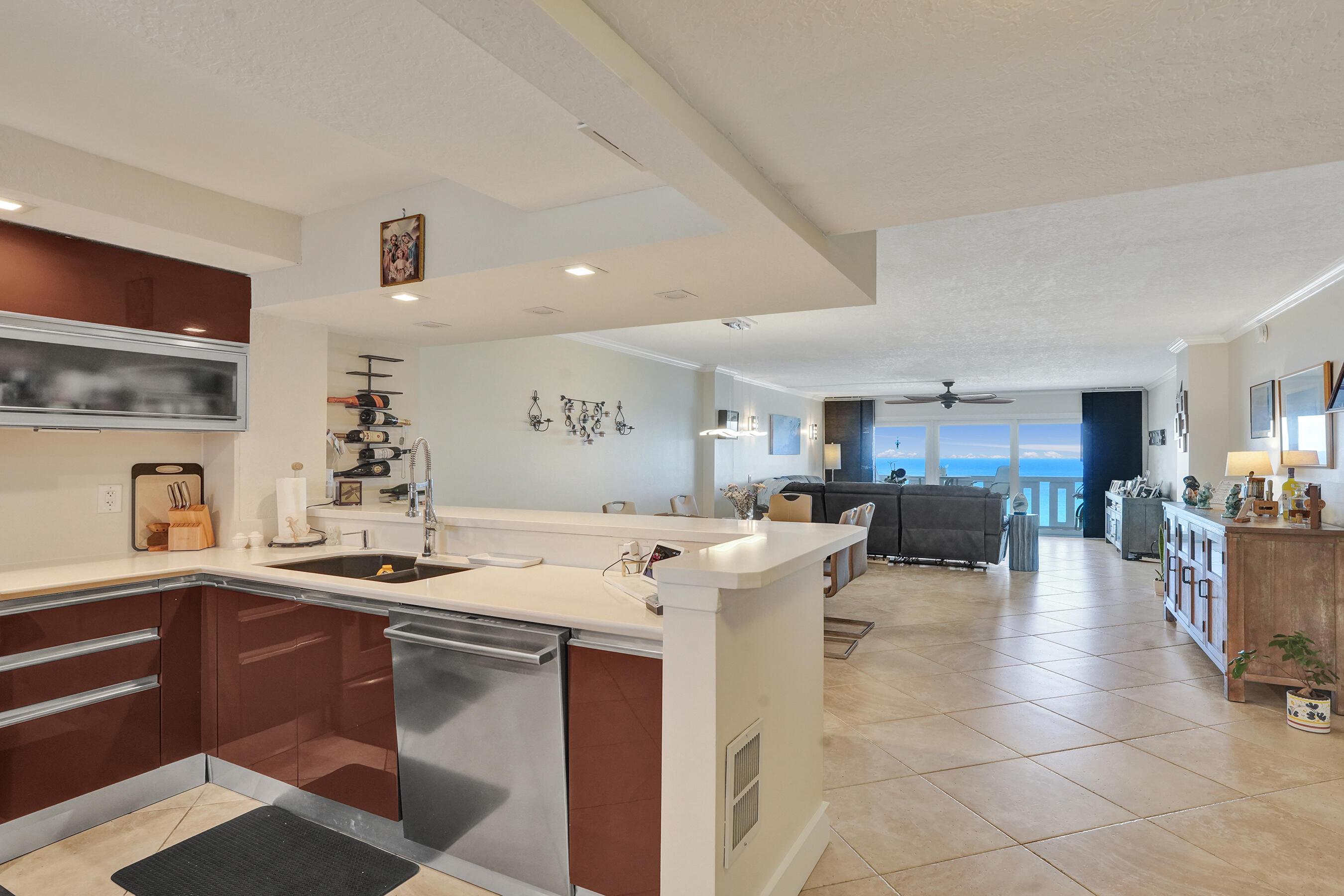 1012 N Ocean Boulevard 905, Pompano Beach, FL 33062, Pompano Beach - Photo 5