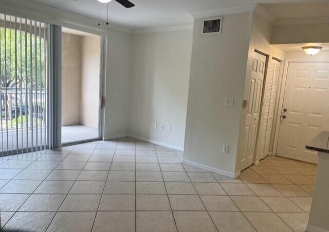6410 Emerald Dunes Drive 204, West Palm Beach, FL 33411, West Palm Beach - Photo 4