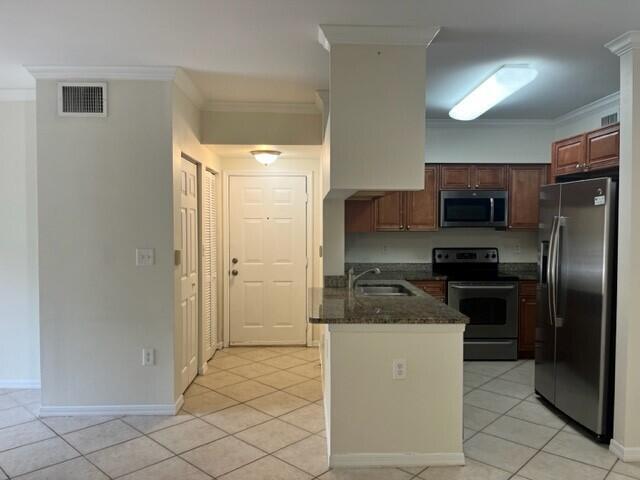 6410 Emerald Dunes Drive 204, West Palm Beach, FL 33411, West Palm Beach - Photo 3
