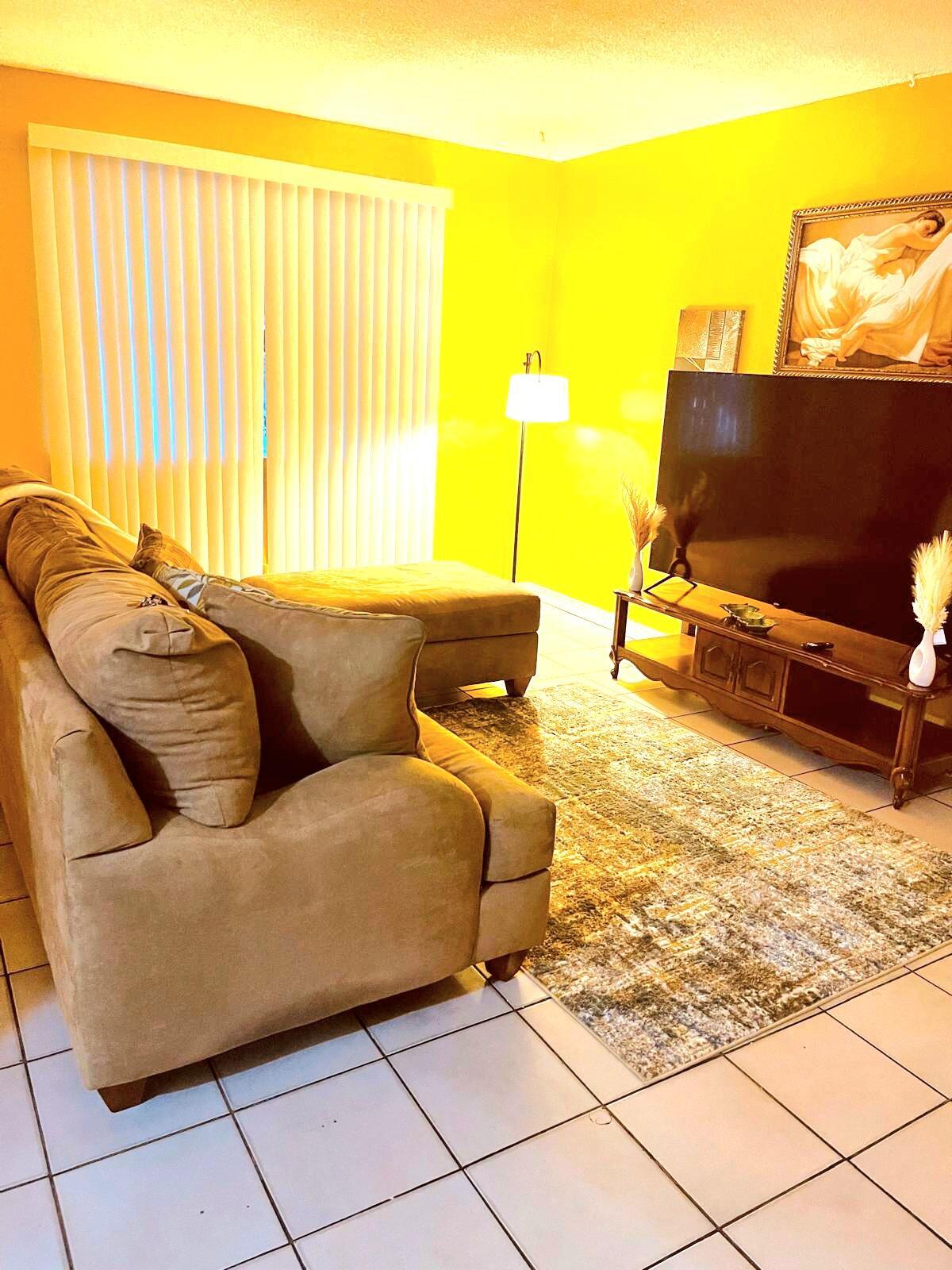 5441 NW 17TH Court, Lauderhill, FL 33313, Lauderhill - Photo 3