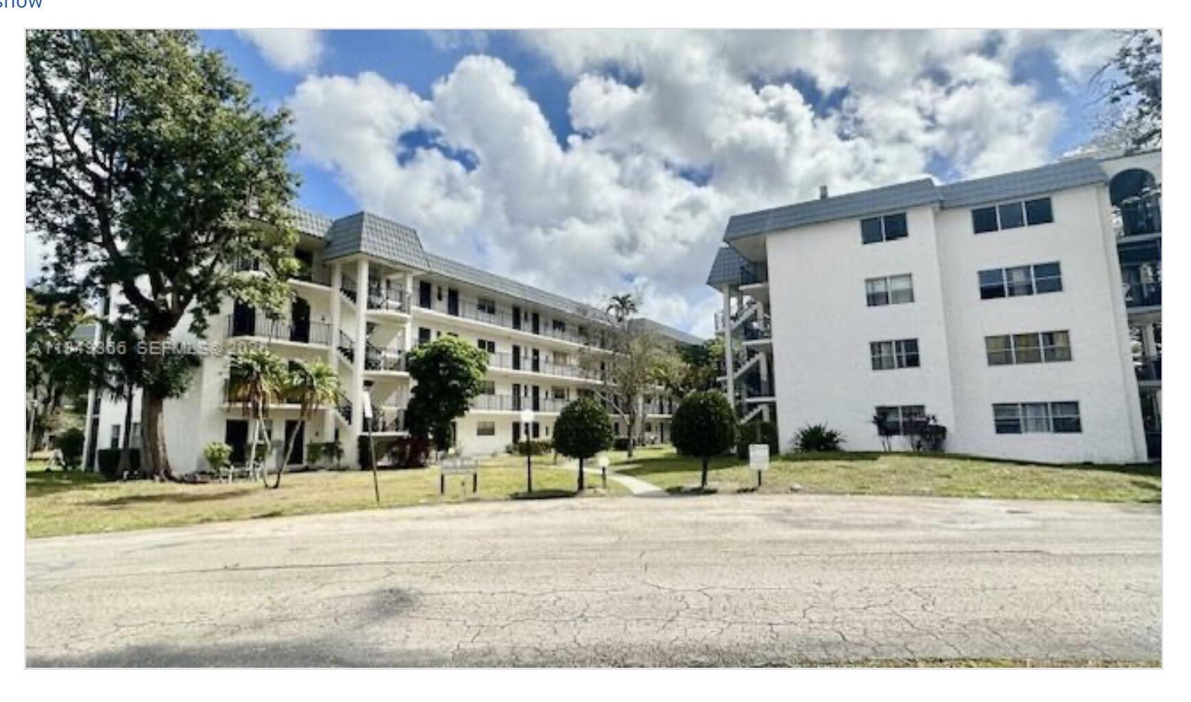 3330 Spanish Moss Terrace 212, Lauderhill, FL 33319, Lauderhill - Photo 2