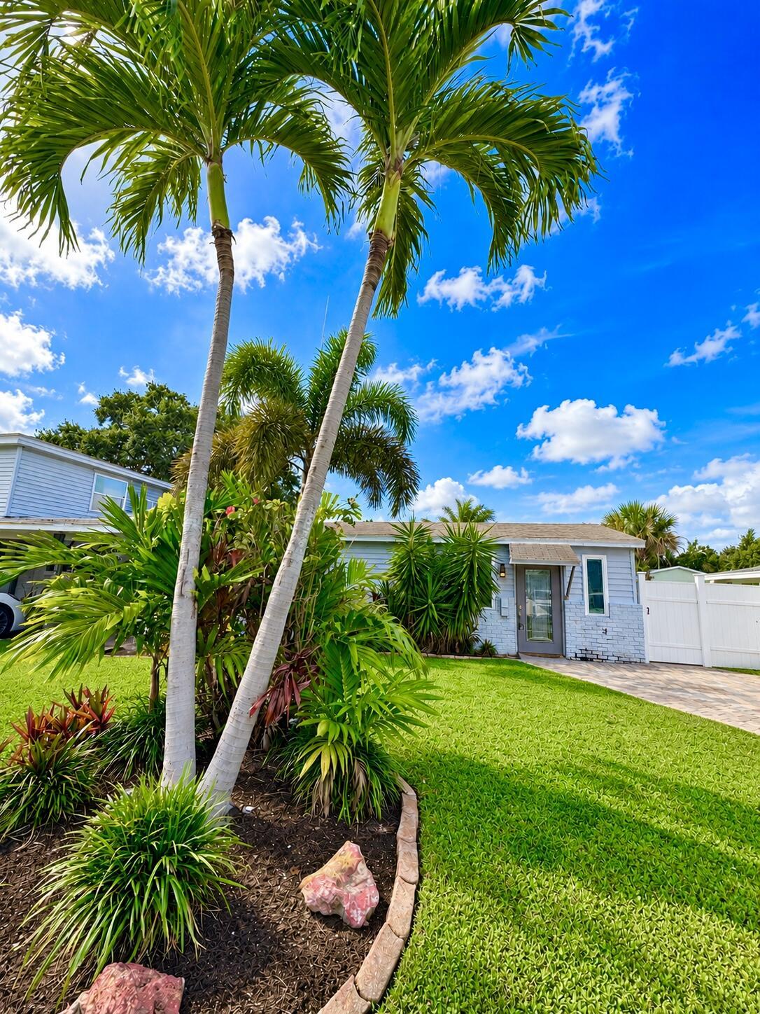 2793 SHAWNEE Road B, West Palm Beach, FL 33406, West Palm Beach