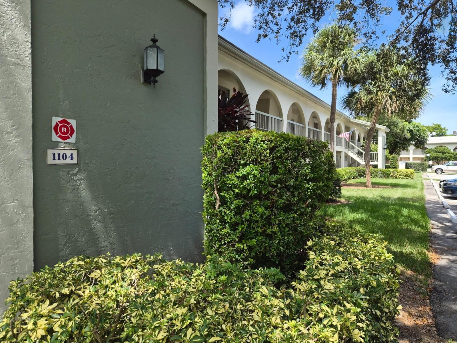 1104 Bahama Bend A1, Coconut Creek, FL 33066, Coconut Creek - Photo 2