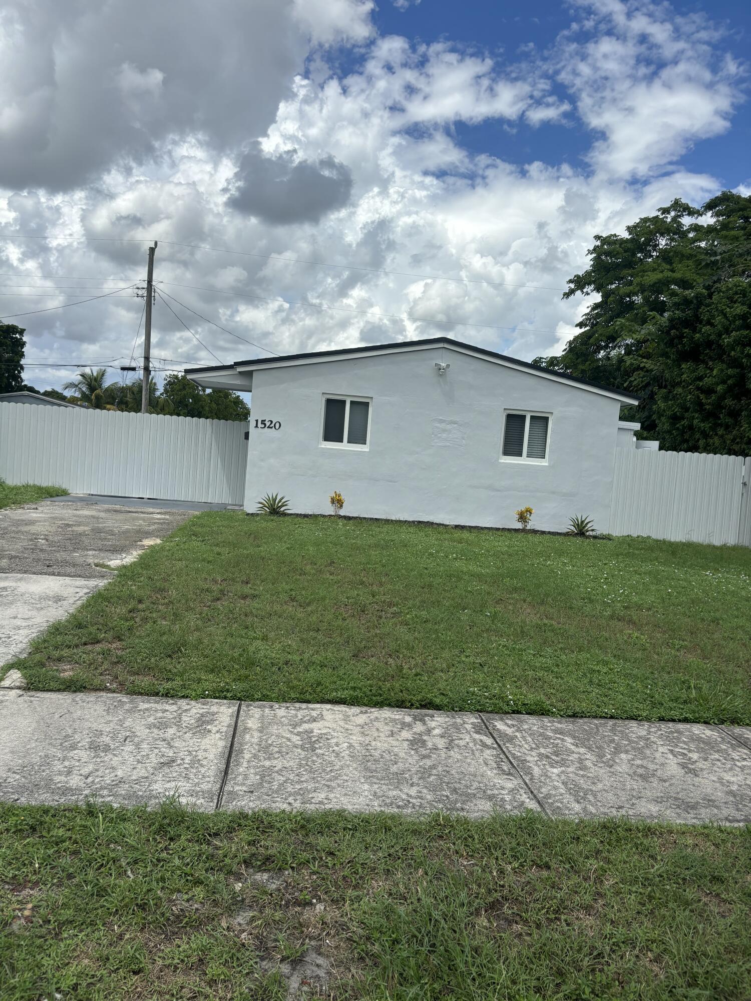 1520 N 68th Terrace, Hollywood, FL 33024, Hollywood