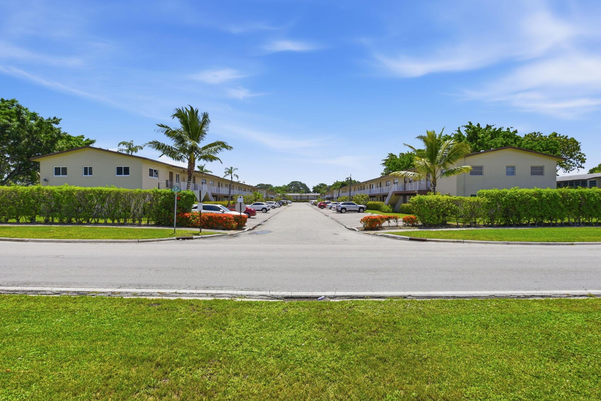 7505 NW 5TH Place 203, Margate, FL 33063, Margate - Photo 3