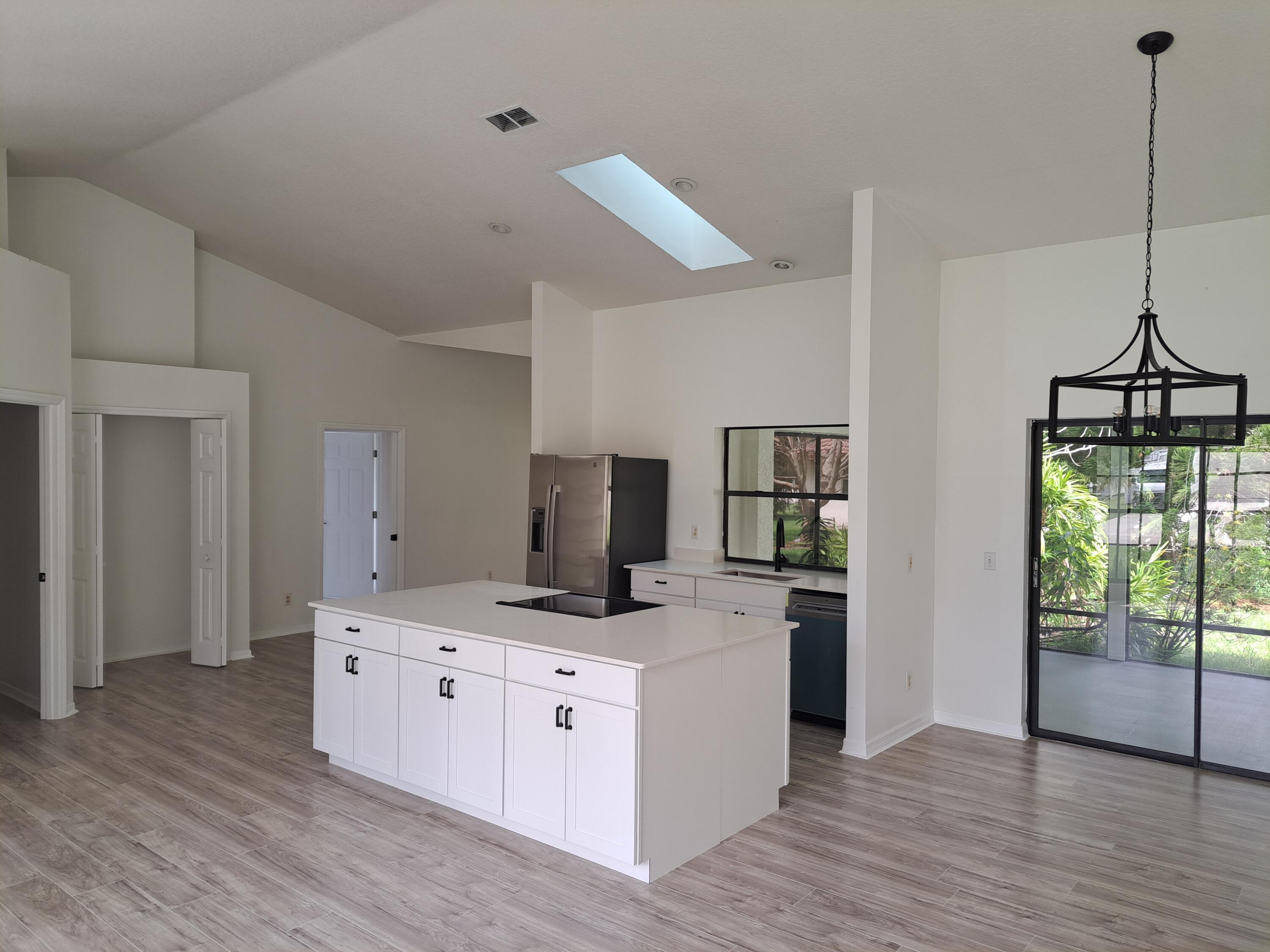 5000 NW Erskin Terrace, Port St. Lucie, FL 34983, Port St. Lucie - Photo 4