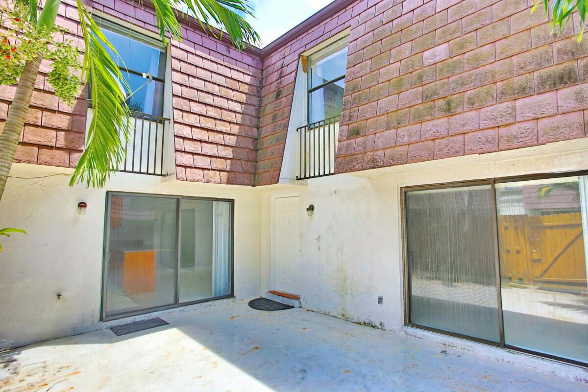 7531 Courtyard Run E, Boca Raton, FL 33433, Boca Raton - Photo 3