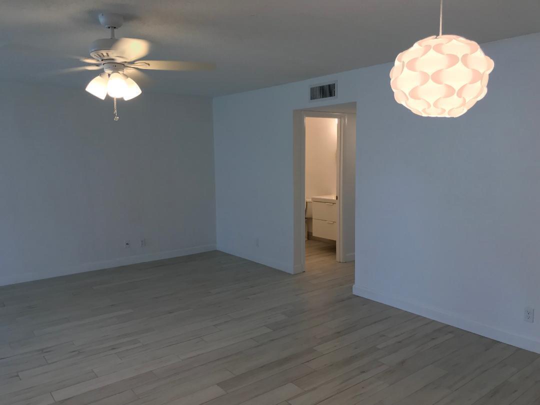 1387 HIGH POINT Way NW B, Delray Beach, FL 33445, Delray Beach - Photo 4
