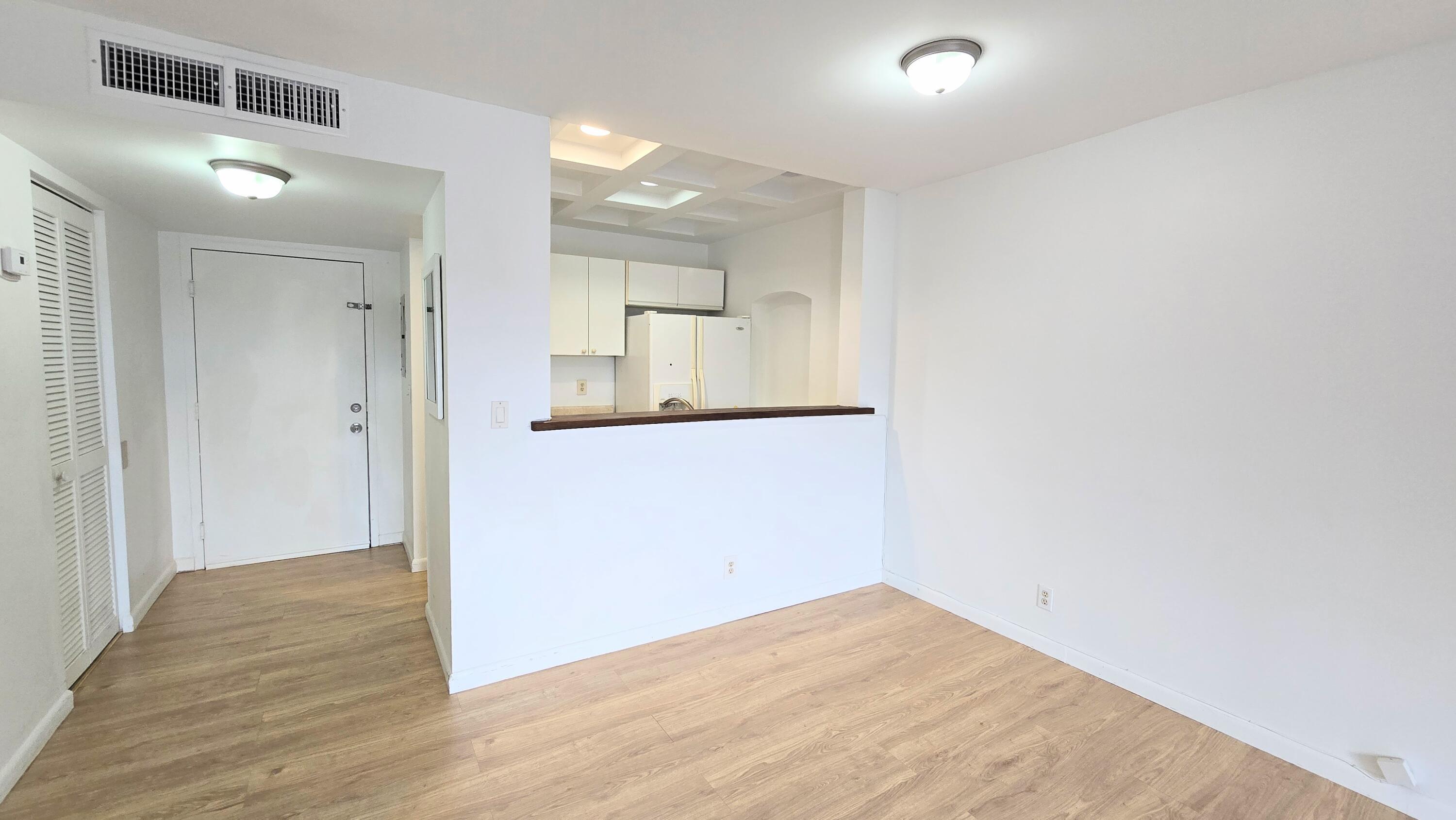 10001 W Atlantic Boulevard Unit 327, Coral Springs, FL 33071, Coral Springs - Photo 3