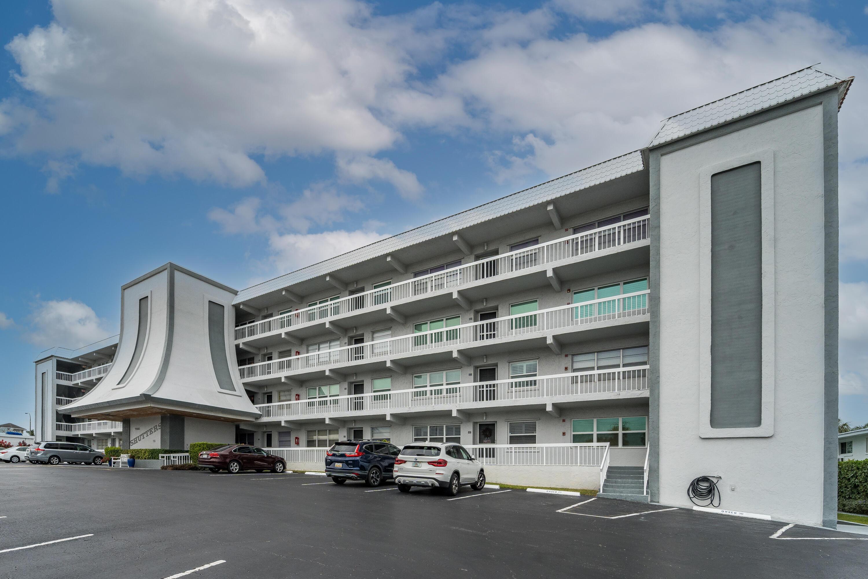 155 YACHT CLUB Drive 207, North Palm Beach, FL 33408, North Palm Beach