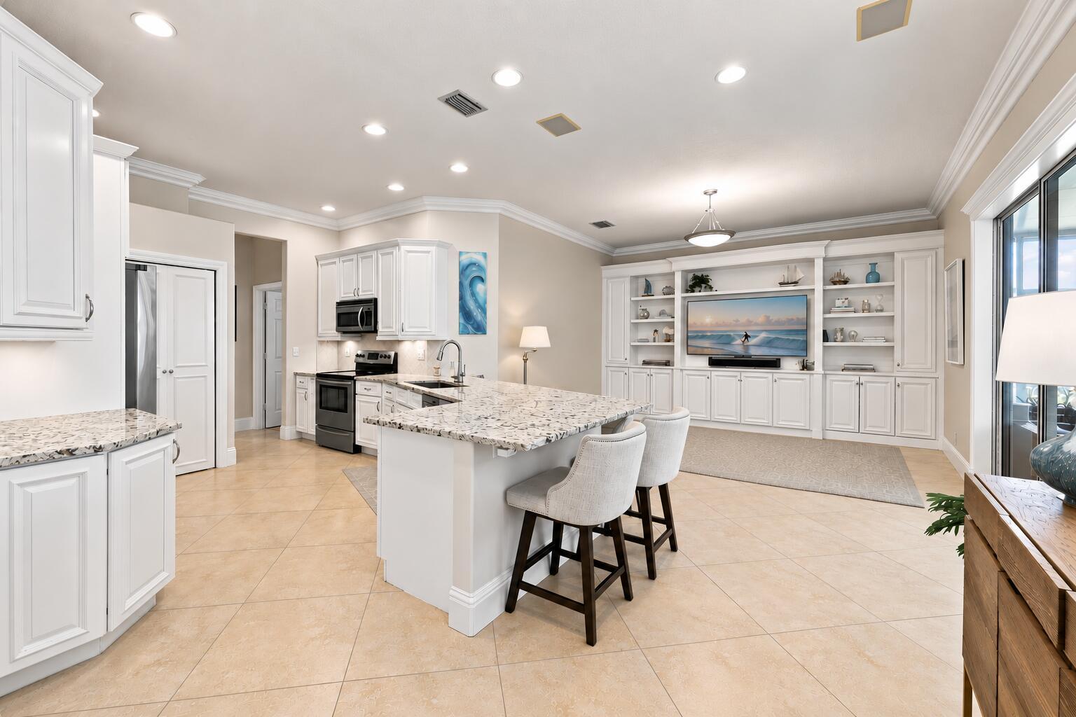 1121 Delray Lakes Drive, Delray Beach, FL 33444, Delray Beach - Photo 3