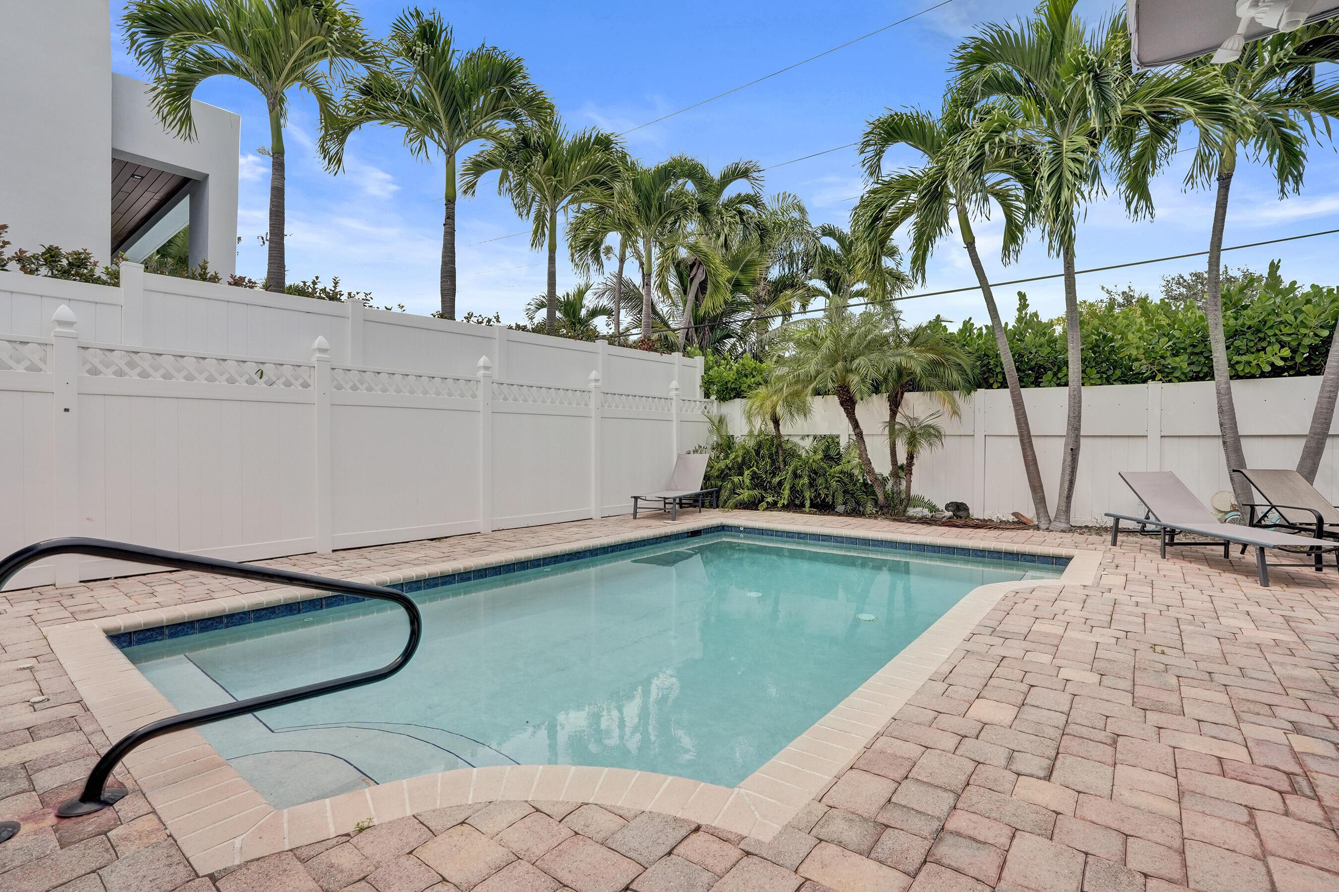 3207 LEIGH Road, Pompano Beach, FL 33062, Pompano Beach - Photo 2
