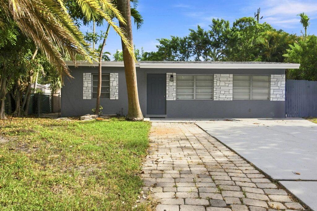 1472 NE 25TH Court, Pompano Beach, FL 33064, Pompano Beach - Photo 2