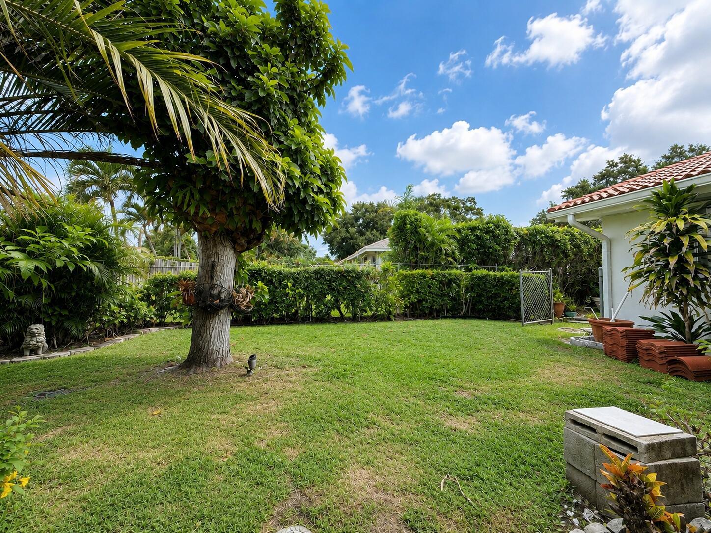 10873 MAGNOLIA Street, Palm Beach Gardens, FL 33418, Palm Beach Gardens - Photo 2
