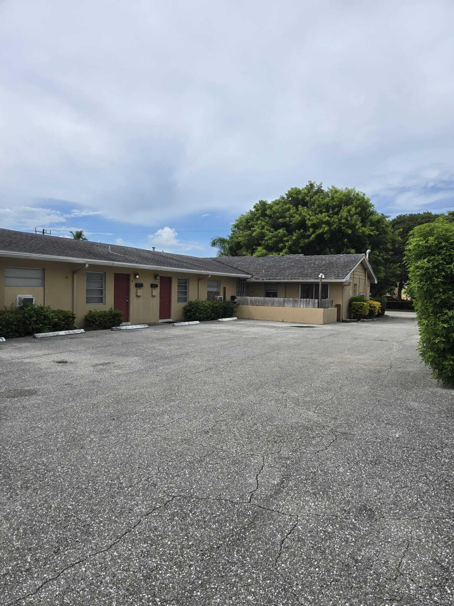 330 SOUTHWIND Drive 6, North Palm Beach, FL 33408, North Palm Beach
